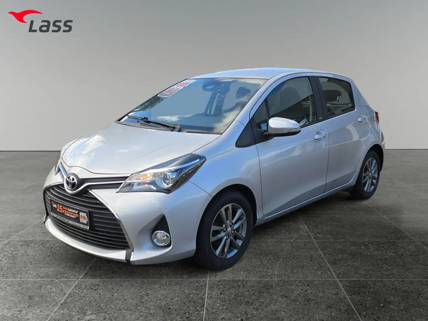 Toyota Yaris 1.0 Edition S Klima+Sitzheizung+LM+Kamera Silber - 2