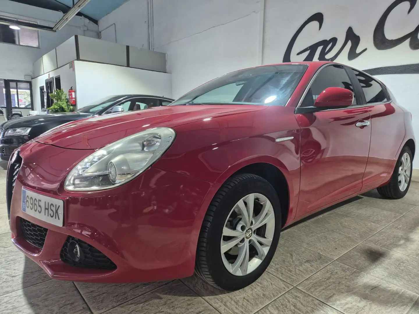 Alfa Romeo Giulietta 1.6JTDm Distinctive Rojo - 2