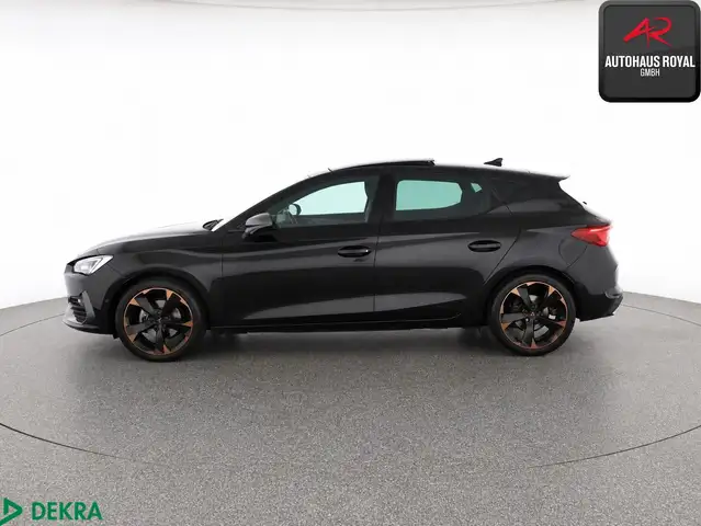 Cupra Leon view 2