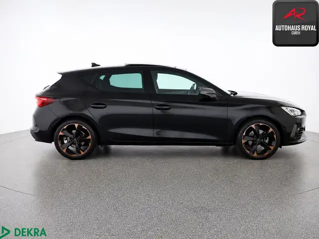 Cupra Leon view 6