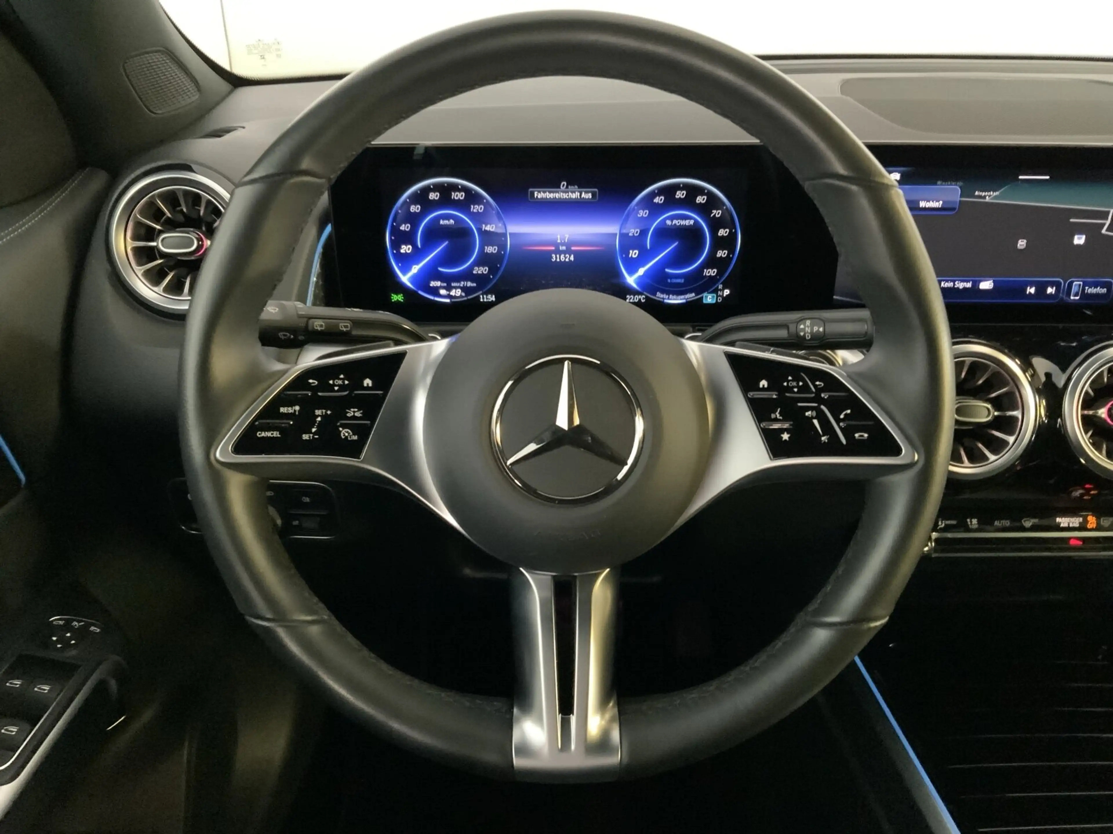 Mercedes-Benz EQB 300 EQB 300 4M Progressive 360°-Kamera WinterPak  LED — photo 10