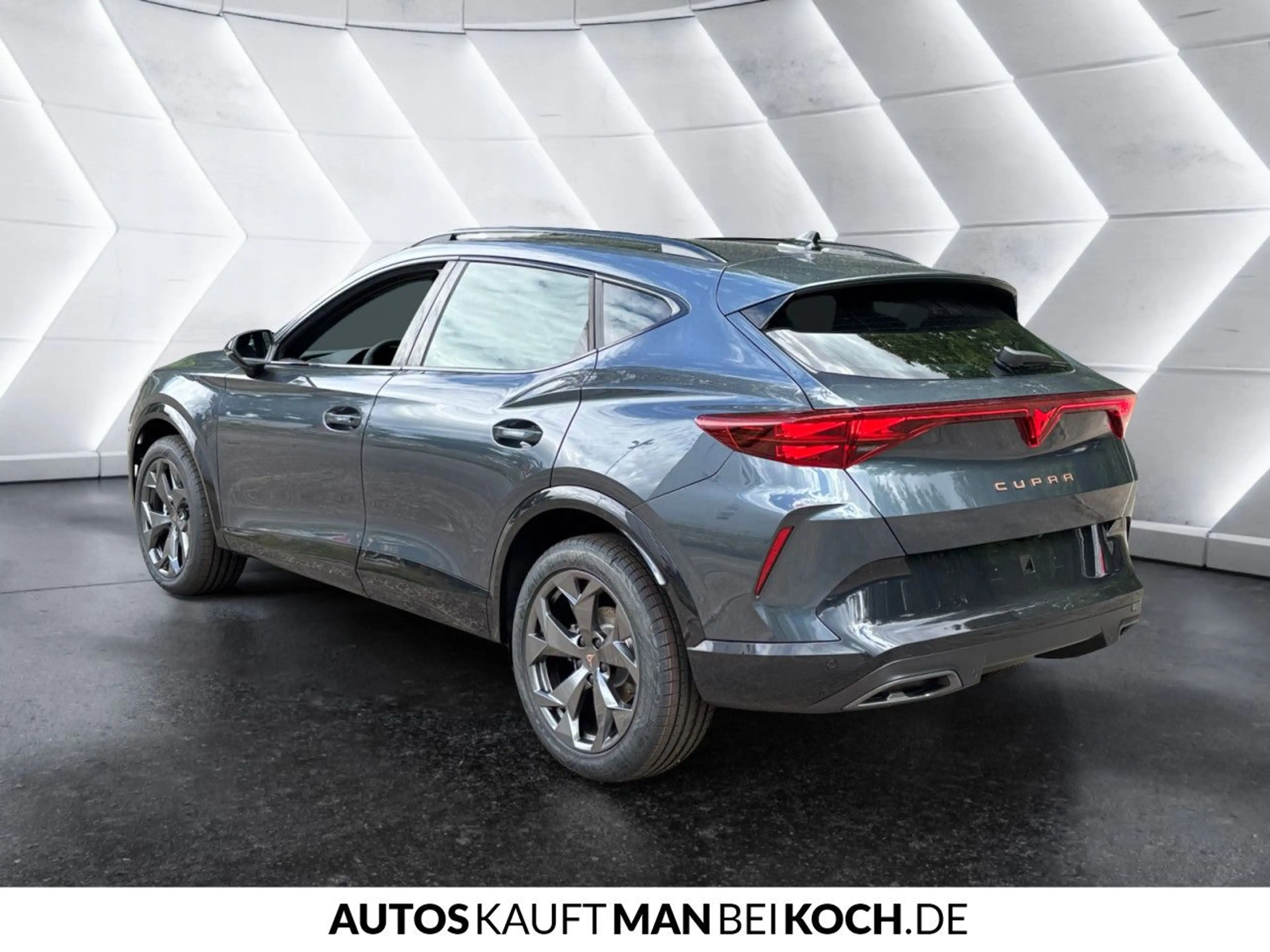 CUPRA Formentor 2.0 TSI DSG 4Dr STANDHZG AHK SENNHEISER — photo 4