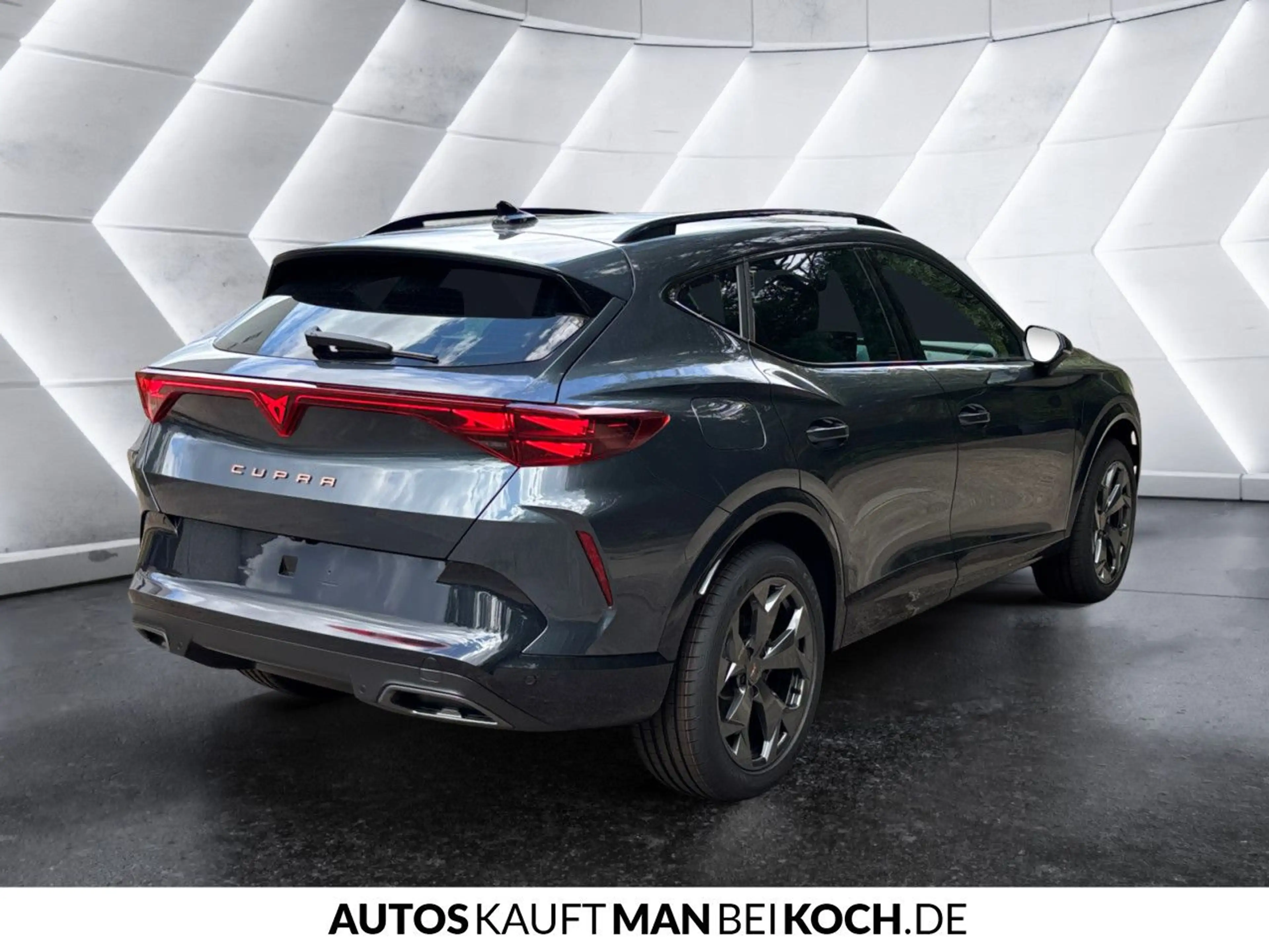 CUPRA Formentor 2.0 TSI DSG 4Dr STANDHZG AHK SENNHEISER — photo 5