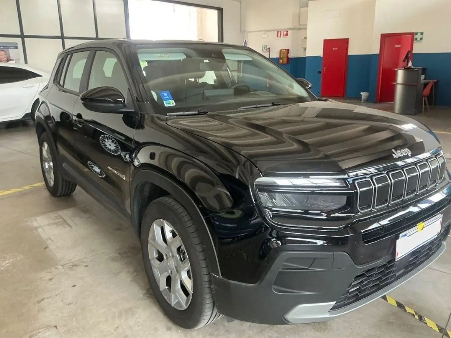 Jeep Avenger POCHISSIMI KM - PARI NUOVO - UNICOPROPRIETARIO Nero - 2