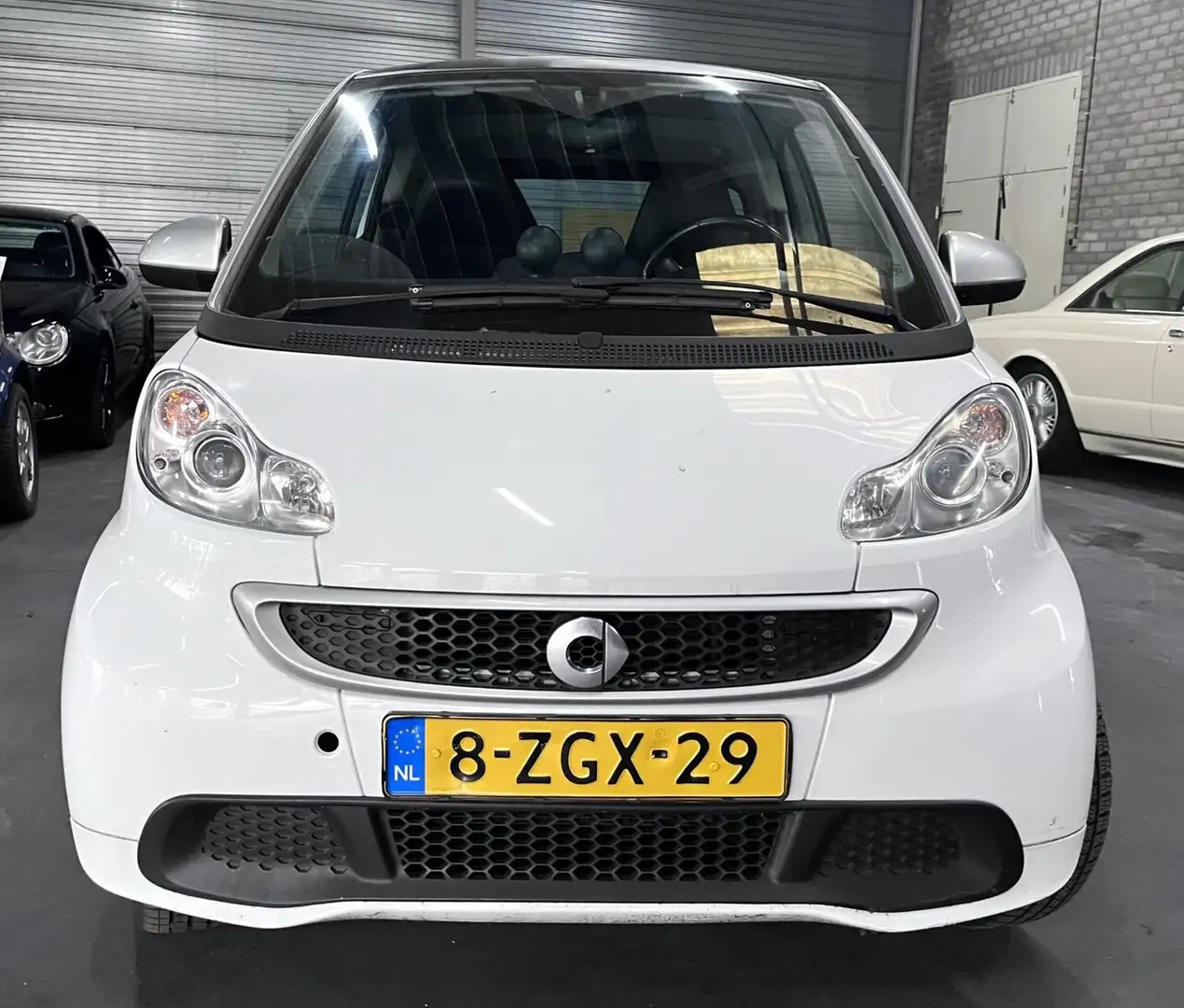 smart forTwo coupé ELECTRIC . Wit - 2