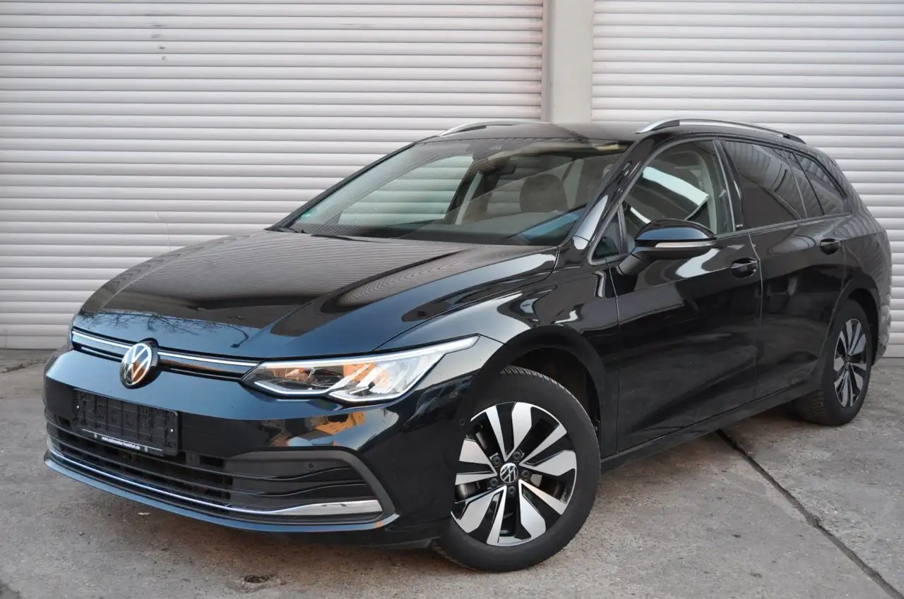 2024 Volkswagen Golf VIII 1,5 tsi Move Var. LED ACC NAVI, photograph 1