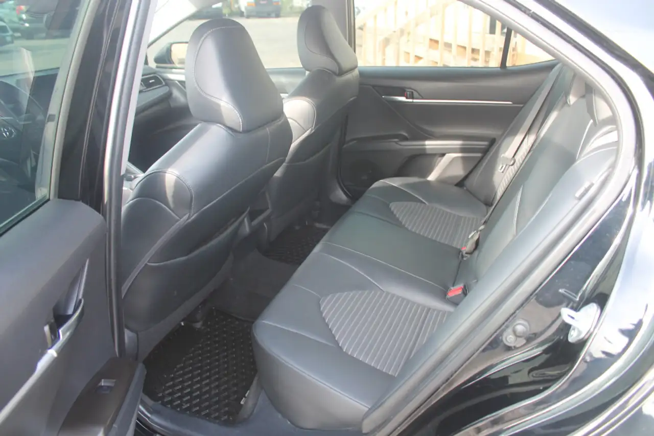 Toyota Camry снимка Toyota Camry