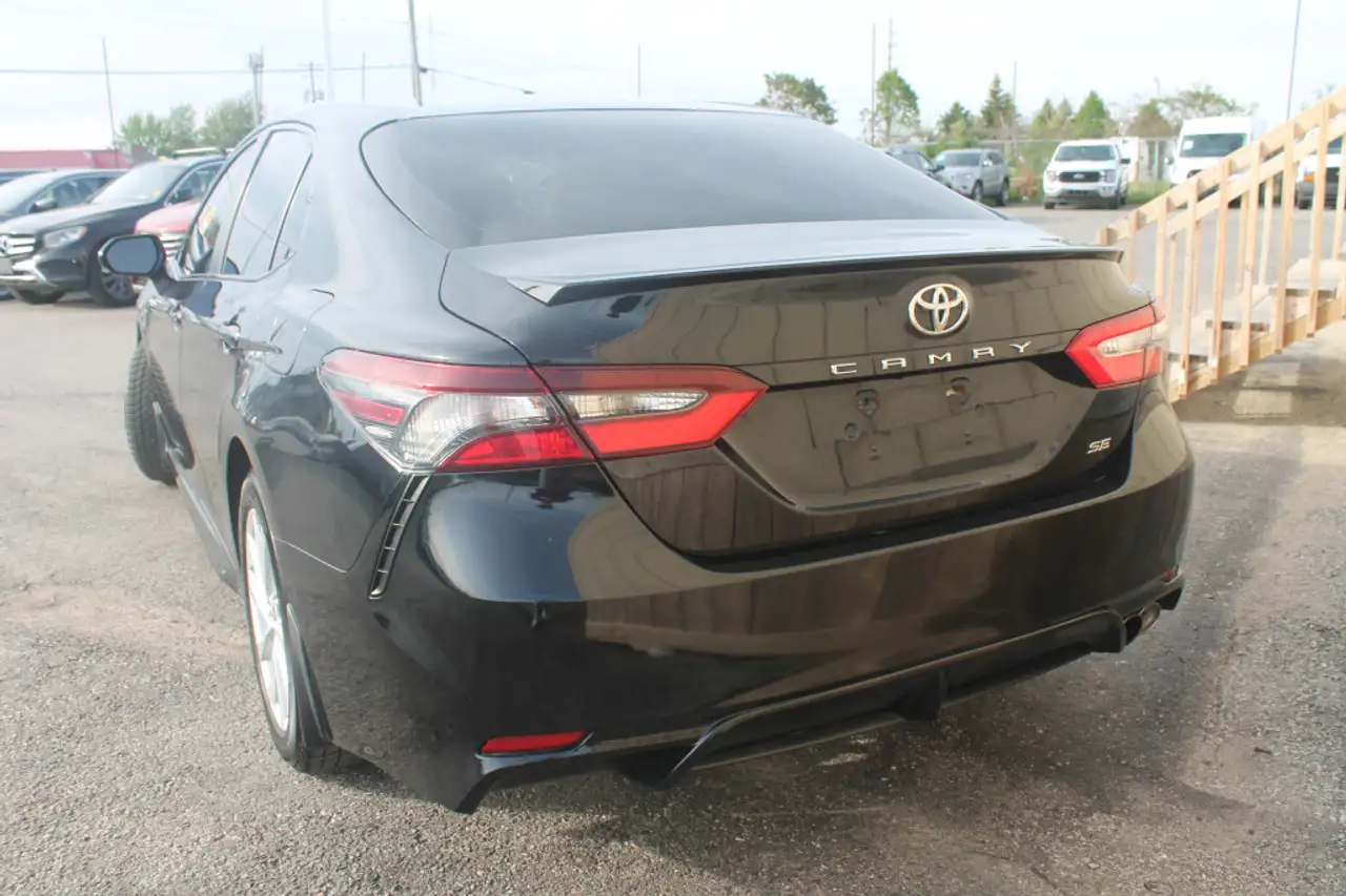Toyota Camry снимка Toyota Camry