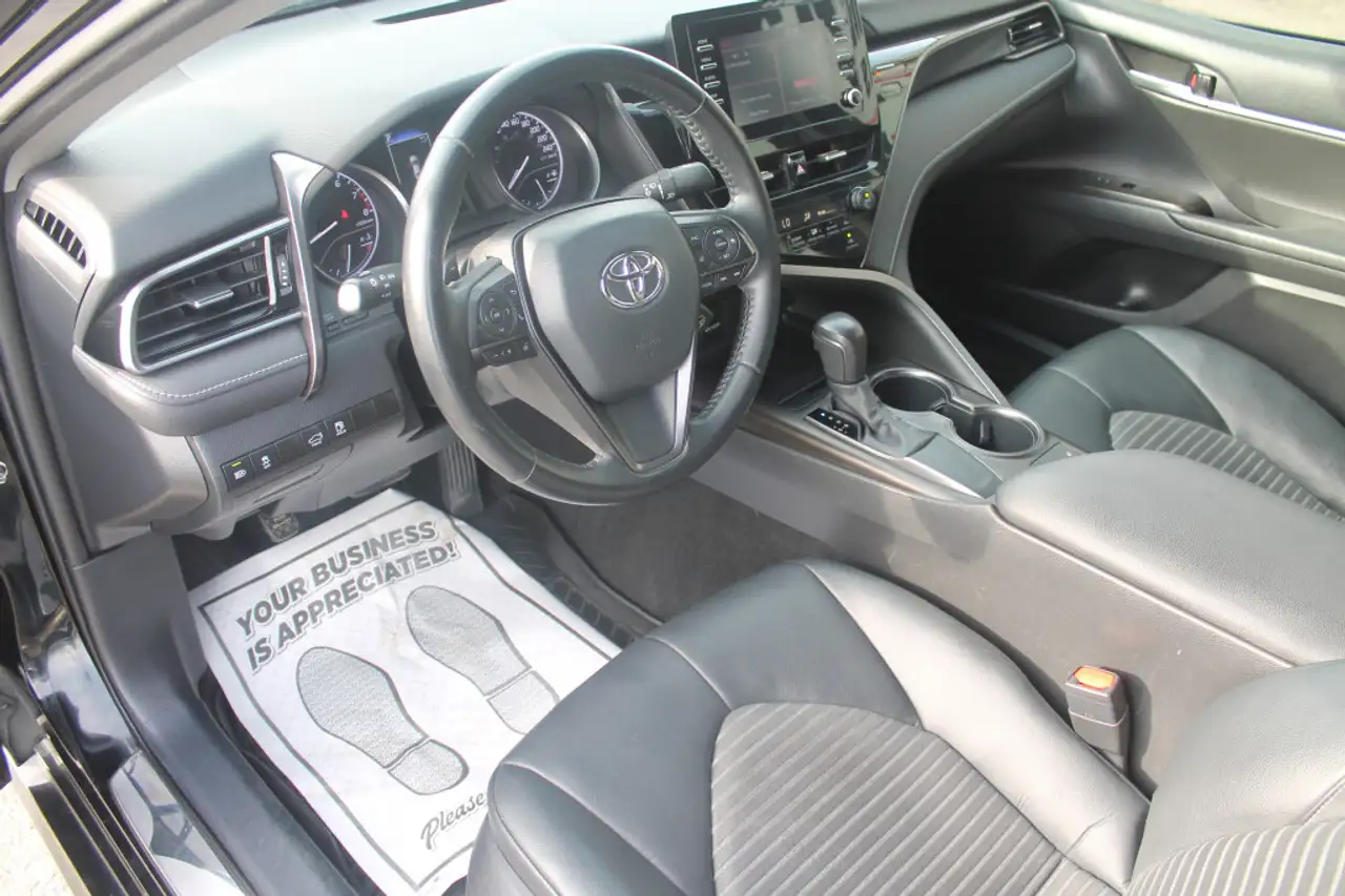Toyota Camry снимка Toyota Camry