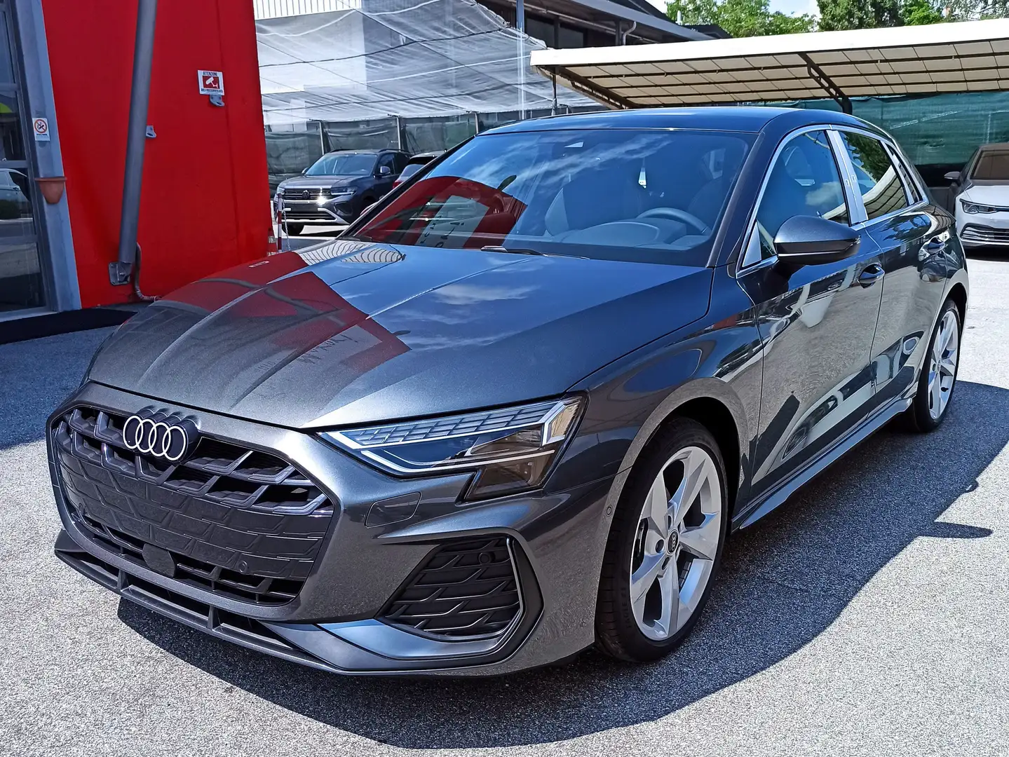 Audi A3 Sportback 35 2.0 tdi S line edition s-tronic Šedá - 2