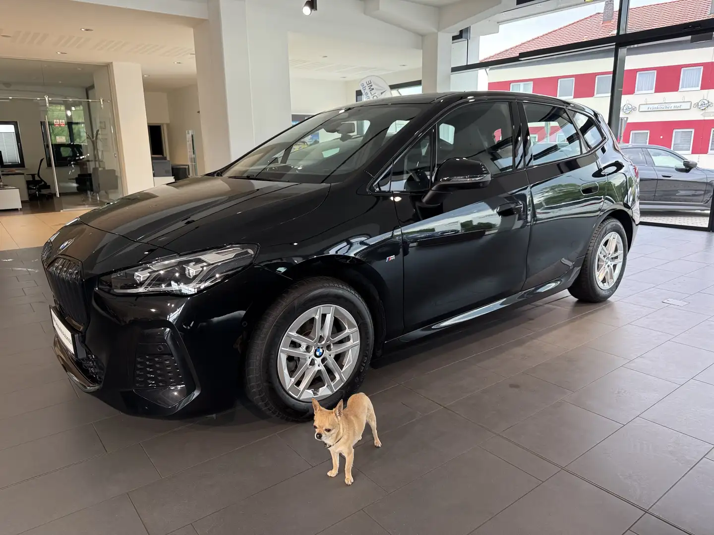 BMW 220 i MSport M Sportpaket Head-Up HK HiFi DAB Zwart - 2