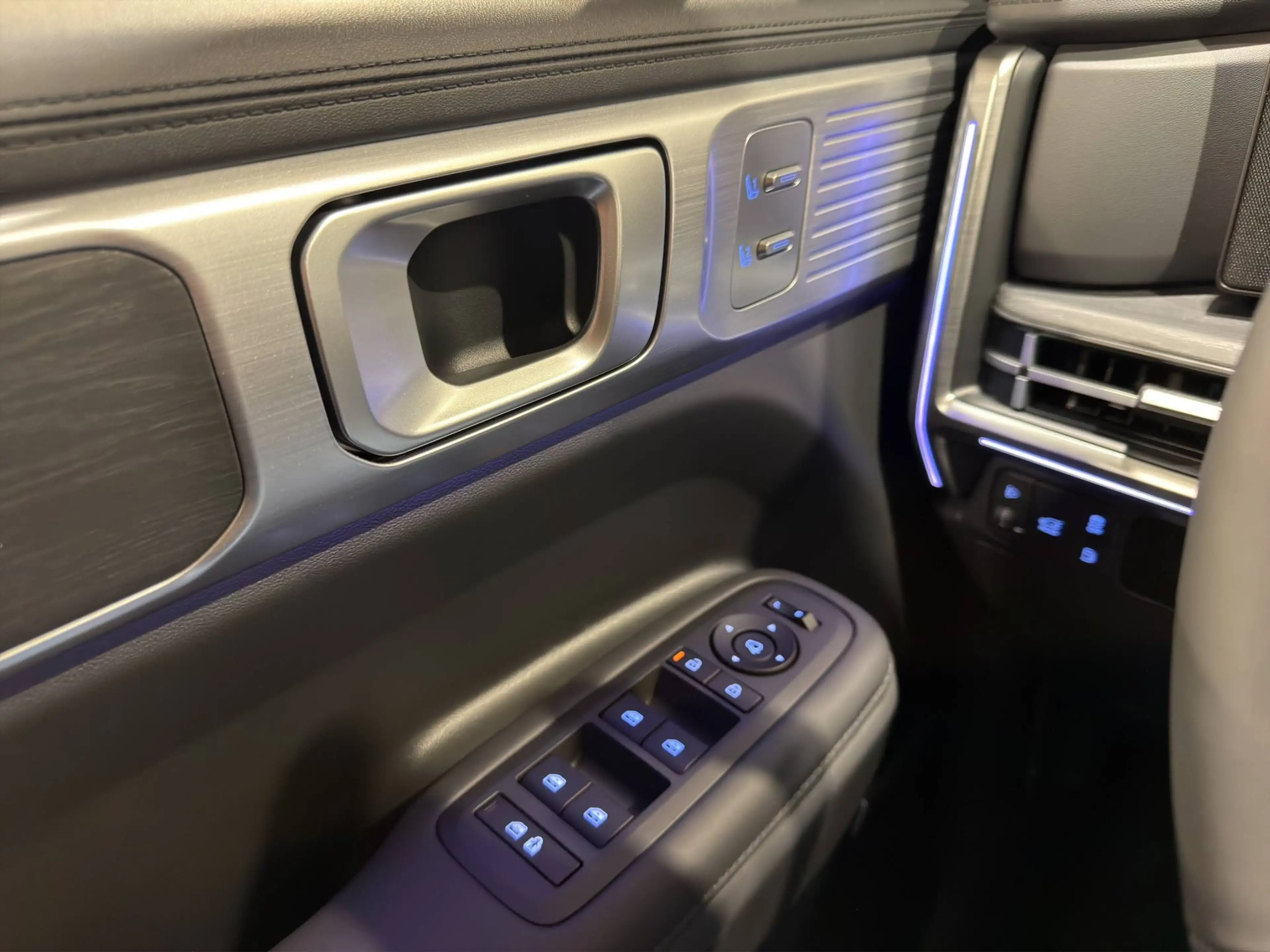 Hyundai SANTA FE Santa Fe PHEV 4X4 1.6 T-GDi Luxery 7 SEATS — photo 12