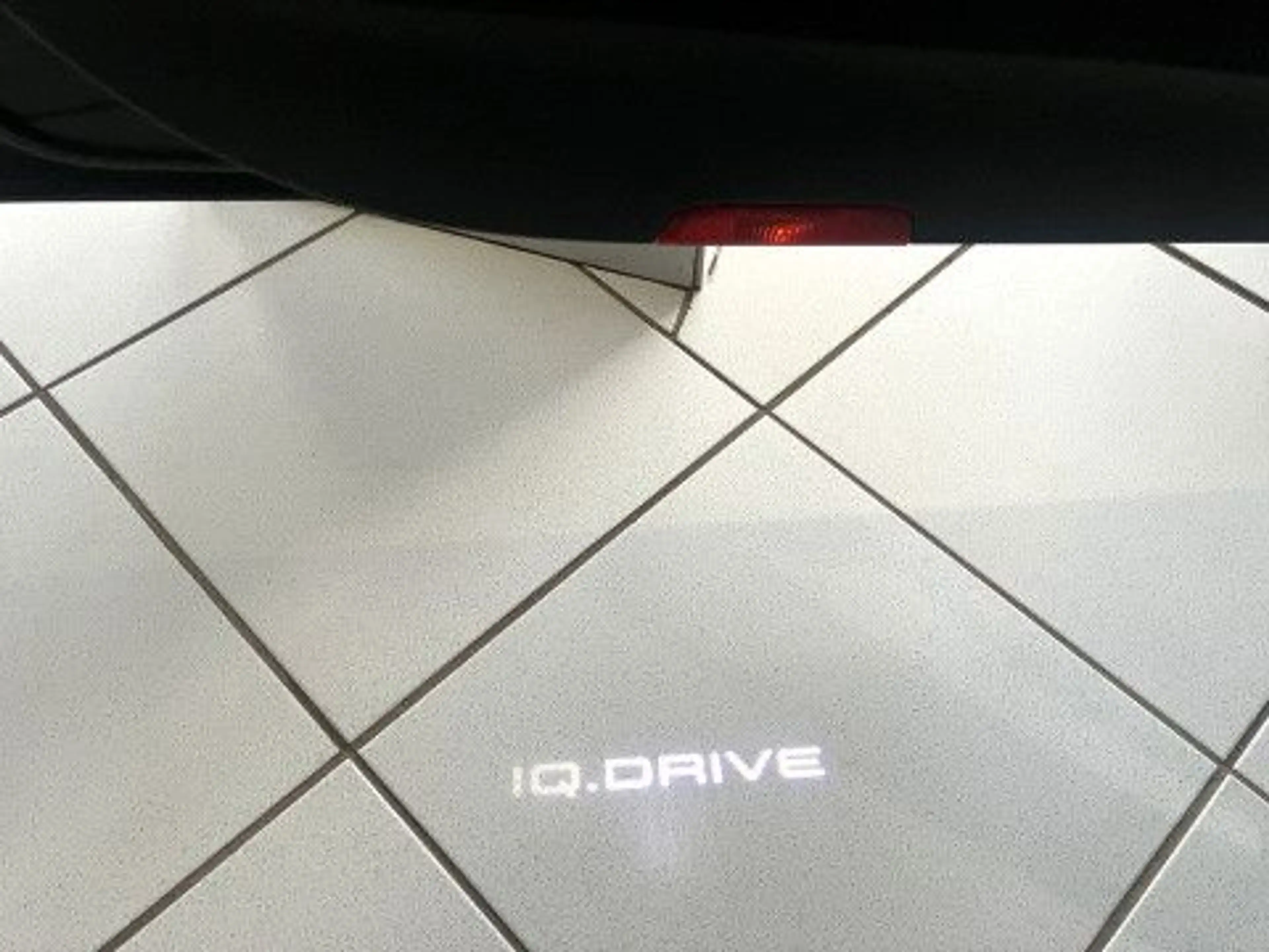 Volkswagen Touran IQ.DRIVE/Apple/Navi/LED/AHK/7Sitze/ACC — photo 15