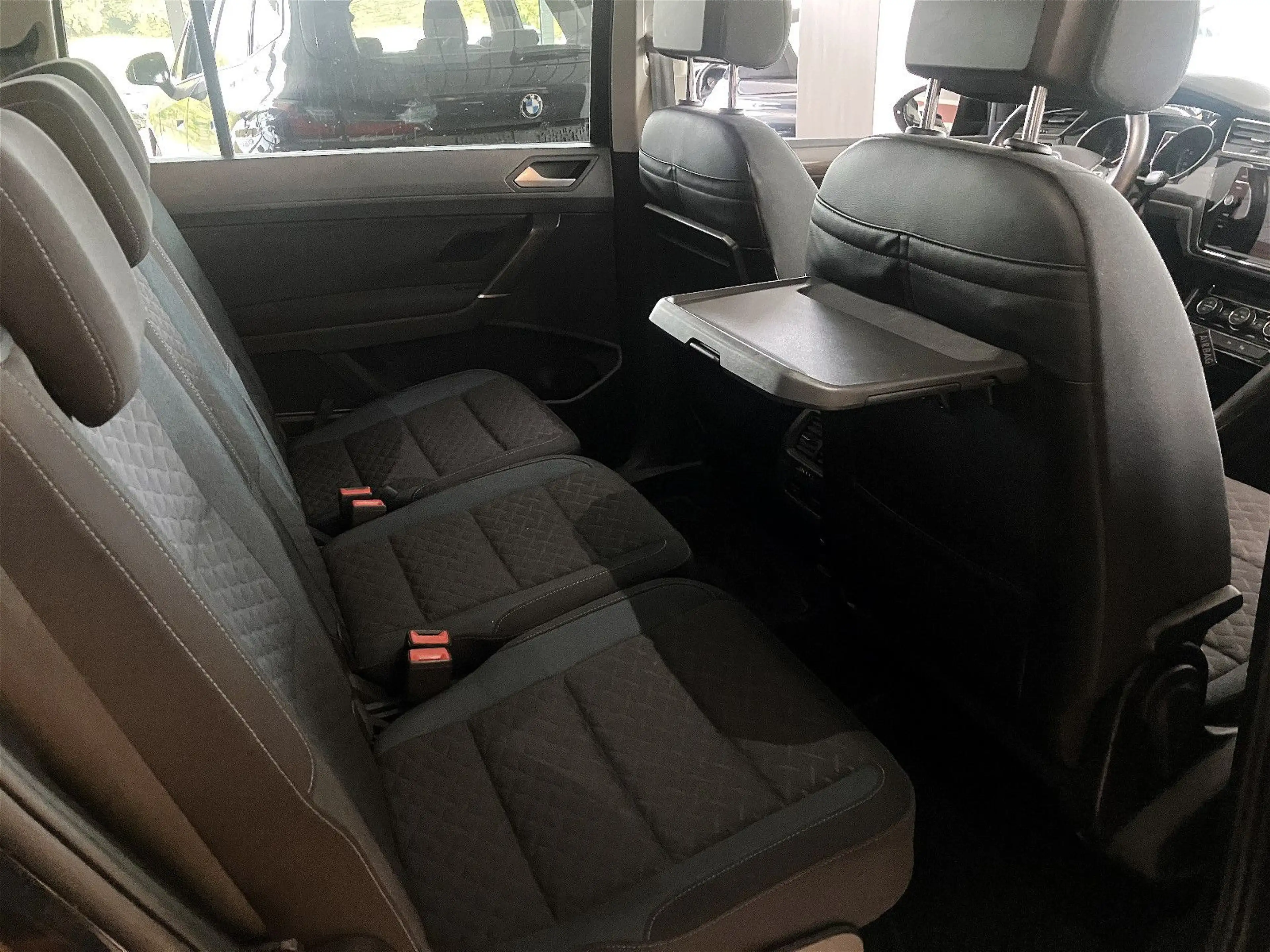 Volkswagen Touran IQ.DRIVE/Apple/Navi/LED/AHK/7Sitze/ACC — photo 13