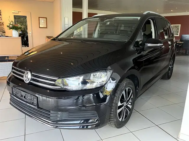 Volkswagen Touran IQ.DRIVE/Apple/Navi/LED/AHK/7Sitze/ACC