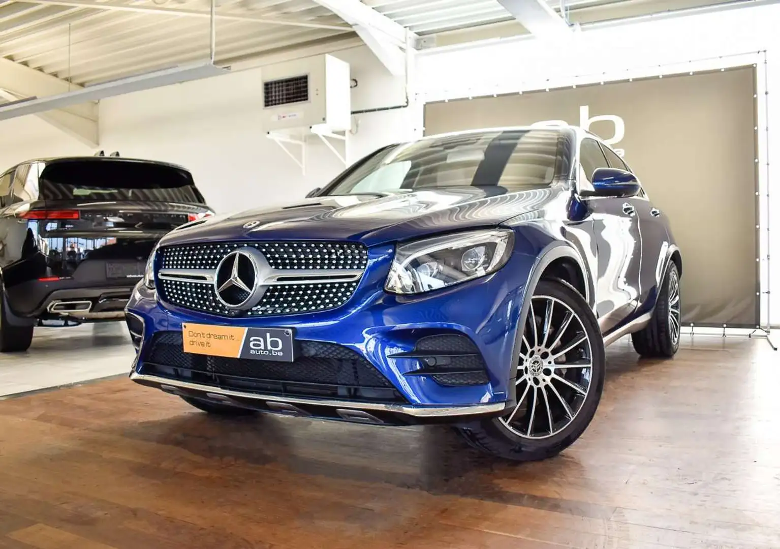 Mercedes-Benz GLC 300 4-MATIC COUPE AMG-LINE, BURMESTER, LED, 360 Blauw - 1
