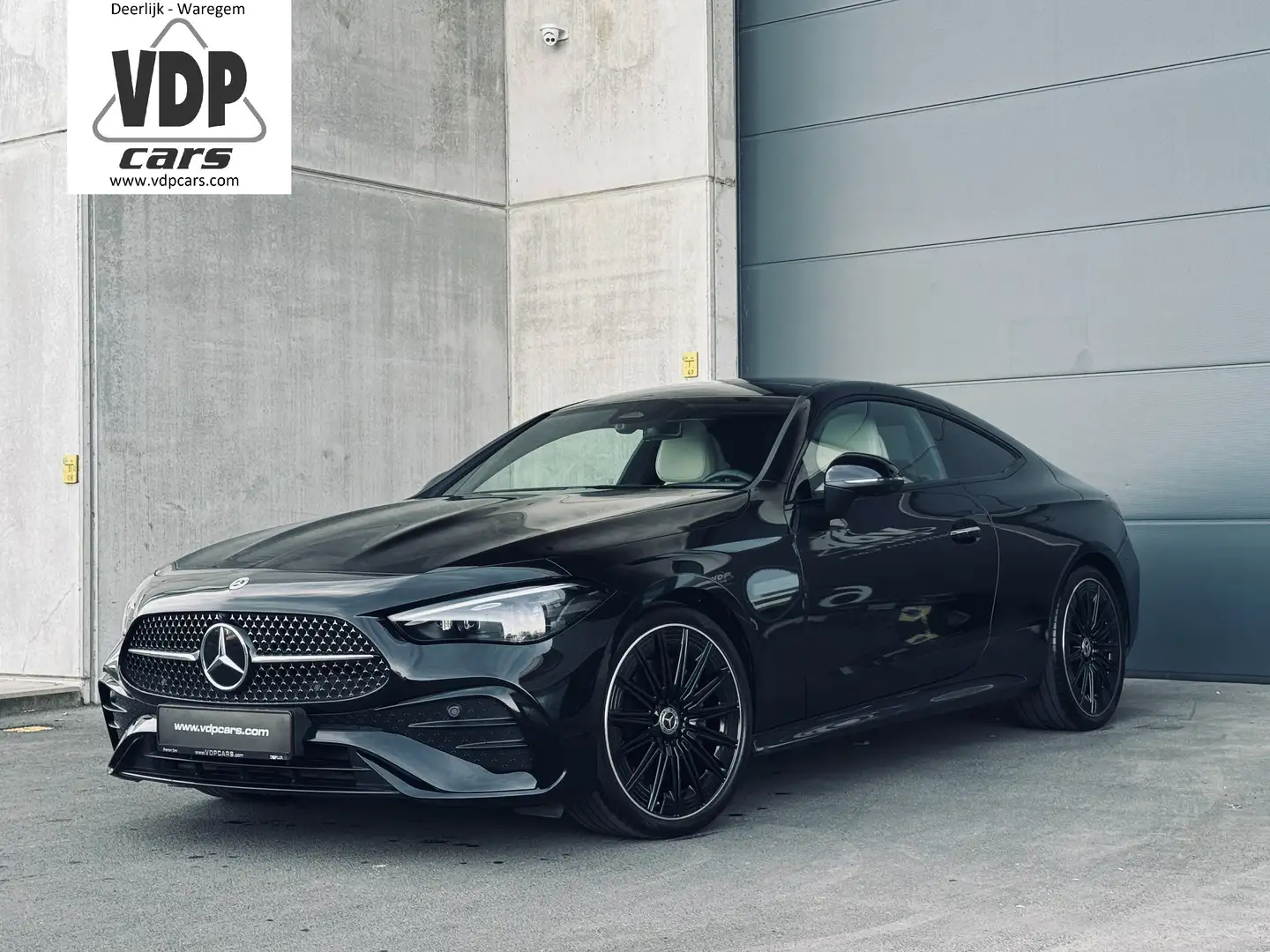 Mercedes-Benz C 200 AMG NIGHT PANO BURMESTER 20'' LEDER DIGITAL LIGHT Noir - 1