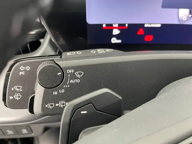 Audi Q3 view 14