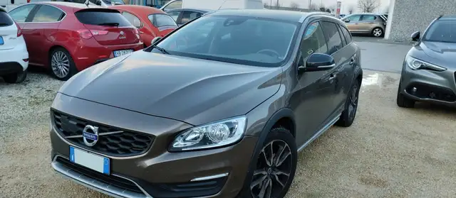 Volvo V60 Cross Country V60 Cross Country 2.0 d3 Business