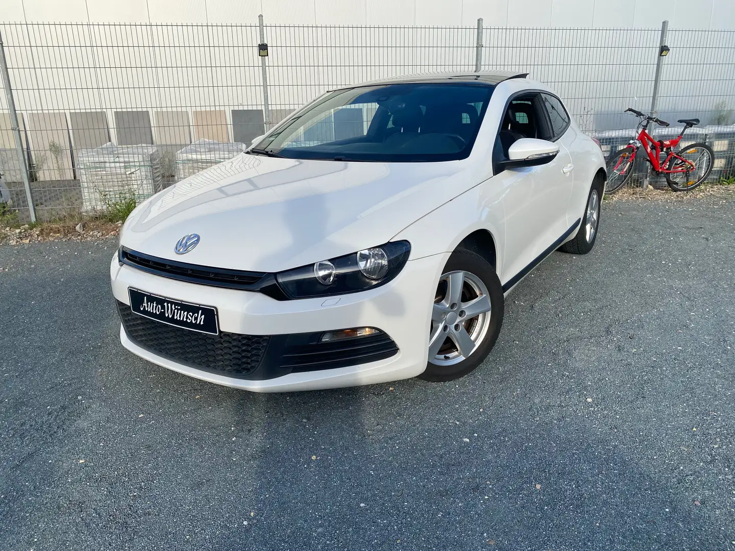 Volkswagen Scirocco 2.0 TSI /Leder / Pano/ Navi/ 2Hand/ TÜV neu Blanco - 2