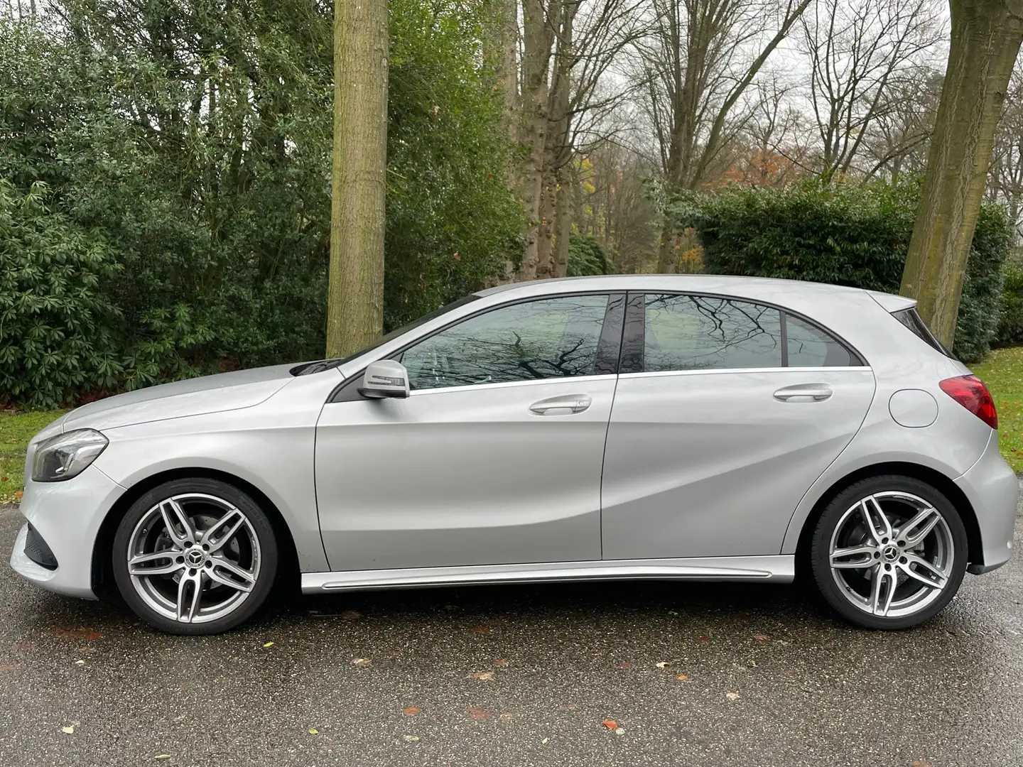 Mercedes-Benz A 180 Business Solution AMG/ Achteruitrijcamera/ trekhaa Grijs - 2