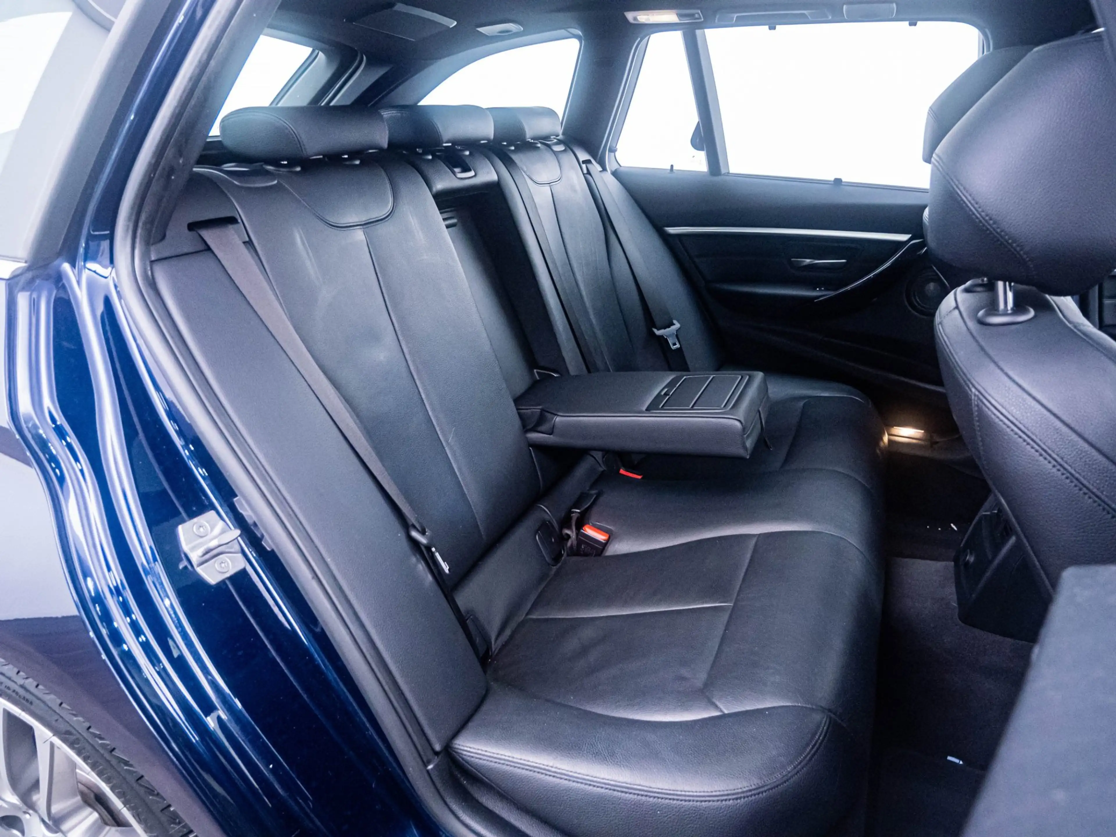 BMW 330 3-serie Touring 330i M-Sport High Executive H/K|HU — photo 8