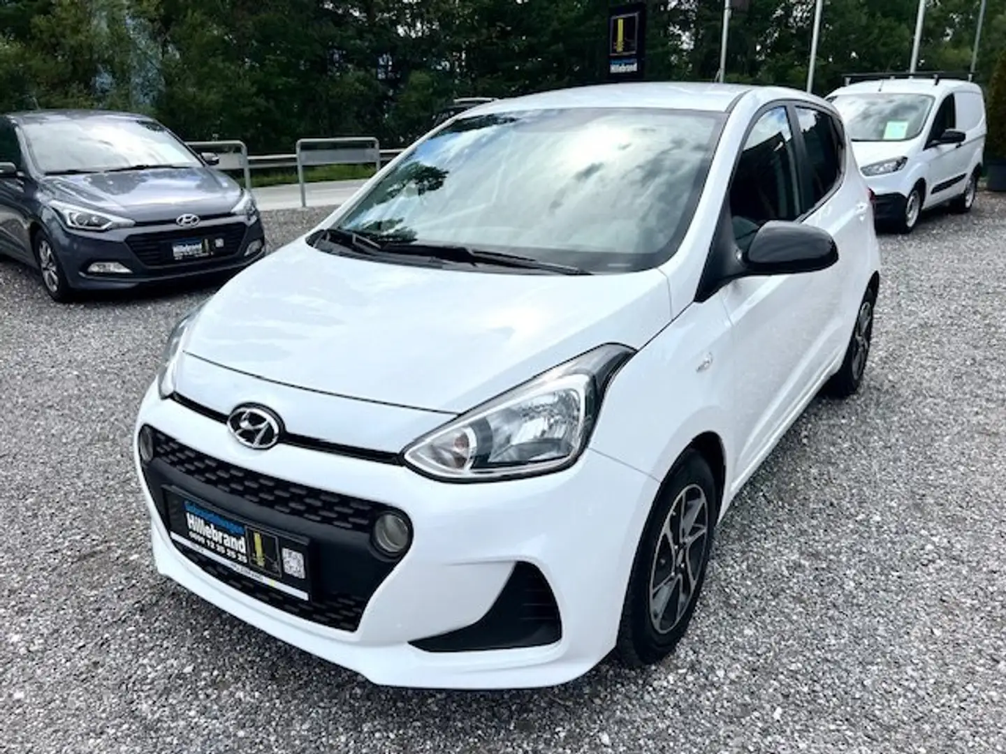 Hyundai i10 1,0 Level 2 Plus *ERSTBESITZ* 2019 Weiß - 1