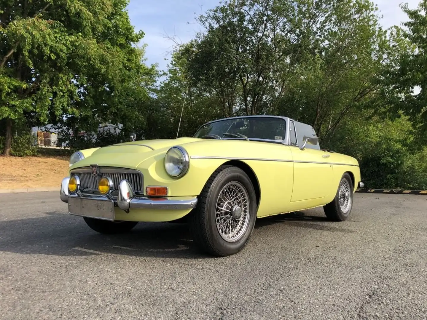 MG MGC Roadster Jaune - 2