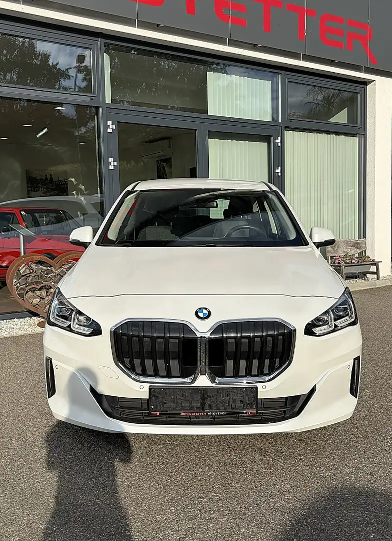 BMW 218 d Active Tourer Aut. Weiß - 2