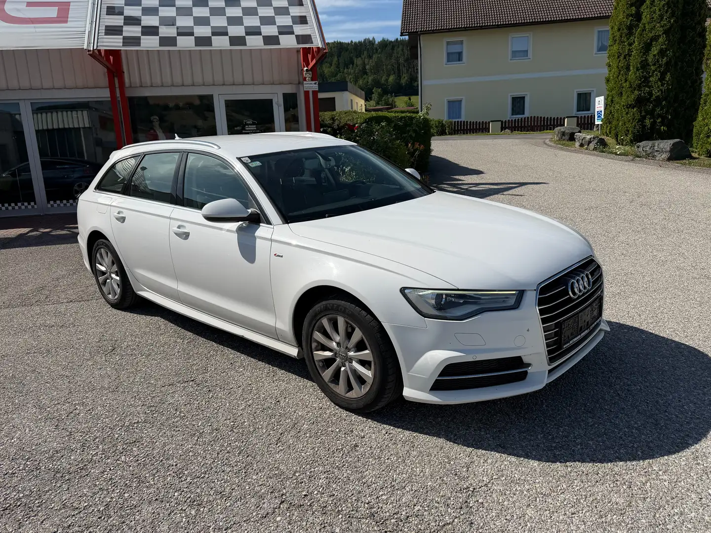 Audi A6 3.0 TDI S-Line Weiß - 1