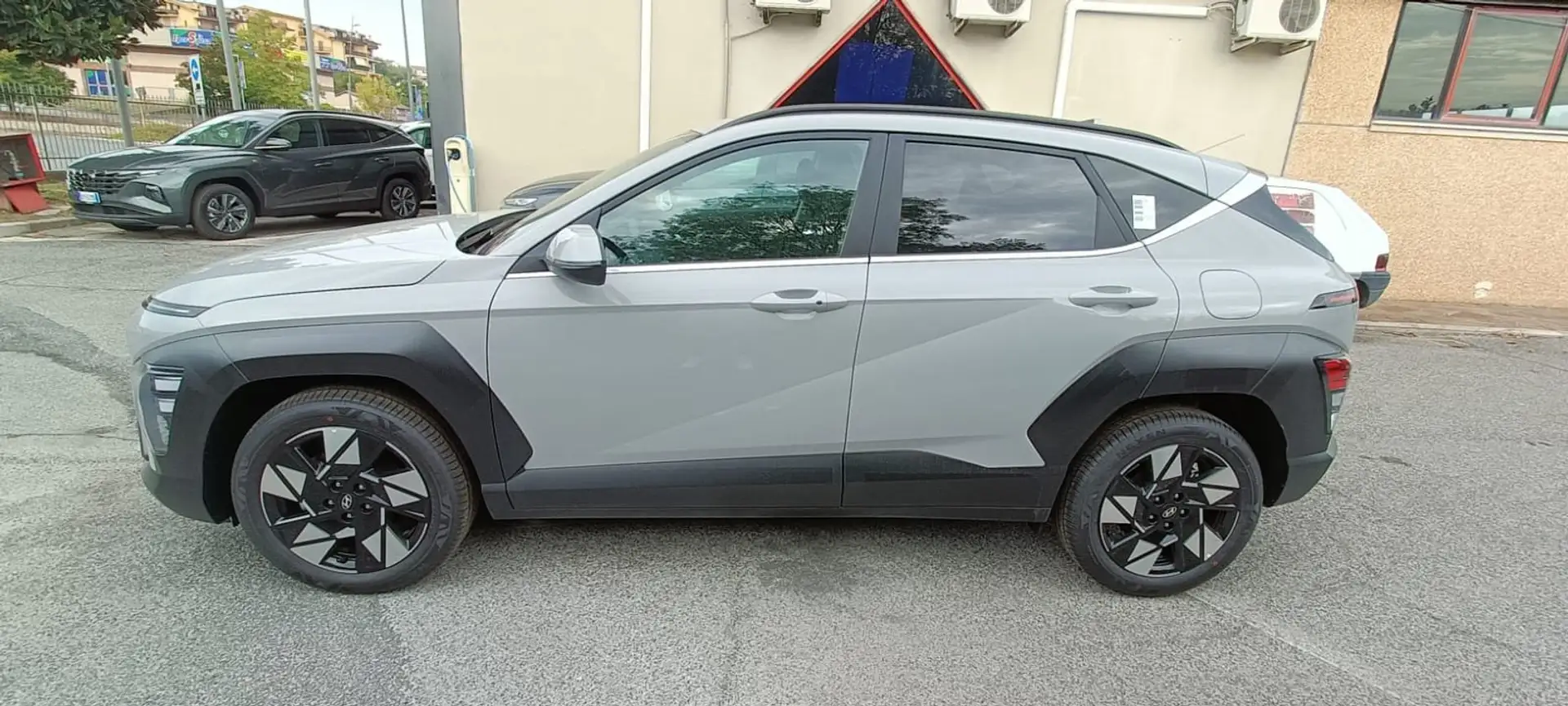 Hyundai KONA 1.0 t-gdi 48V Xline 2wd 120cv imt  7342 Gris - 2