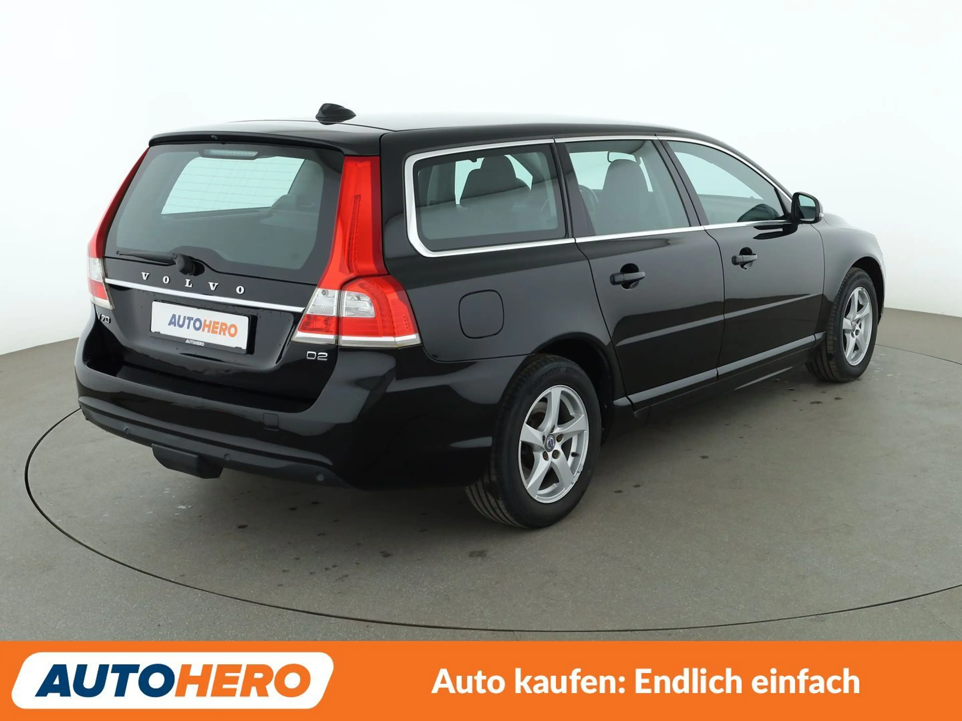 Volvo V70 2.0 D2 Linje Classic *NAVI*TEMPO*PDC*SHZ*AHK*ALU* — photo 6