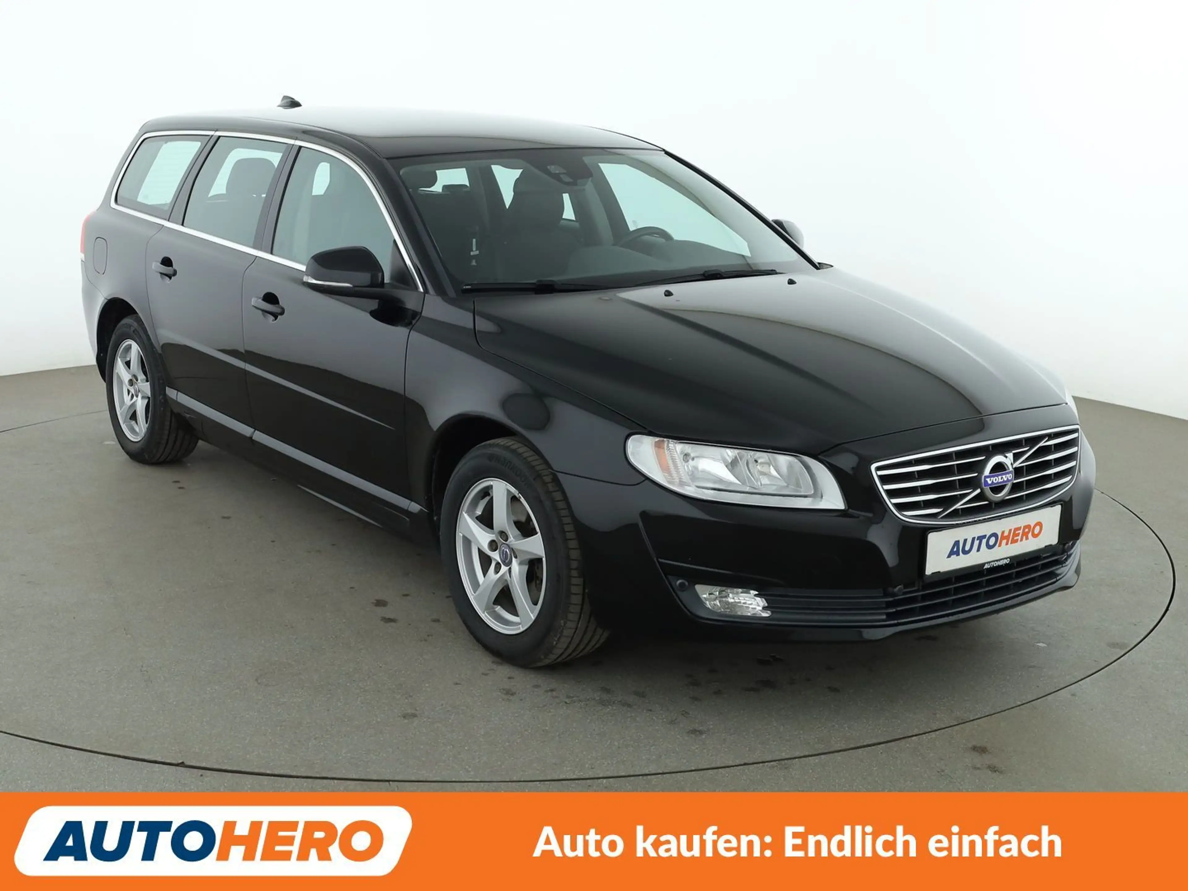 Volvo V70 2.0 D2 Linje Classic *NAVI*TEMPO*PDC*SHZ*AHK*ALU* — photo 8