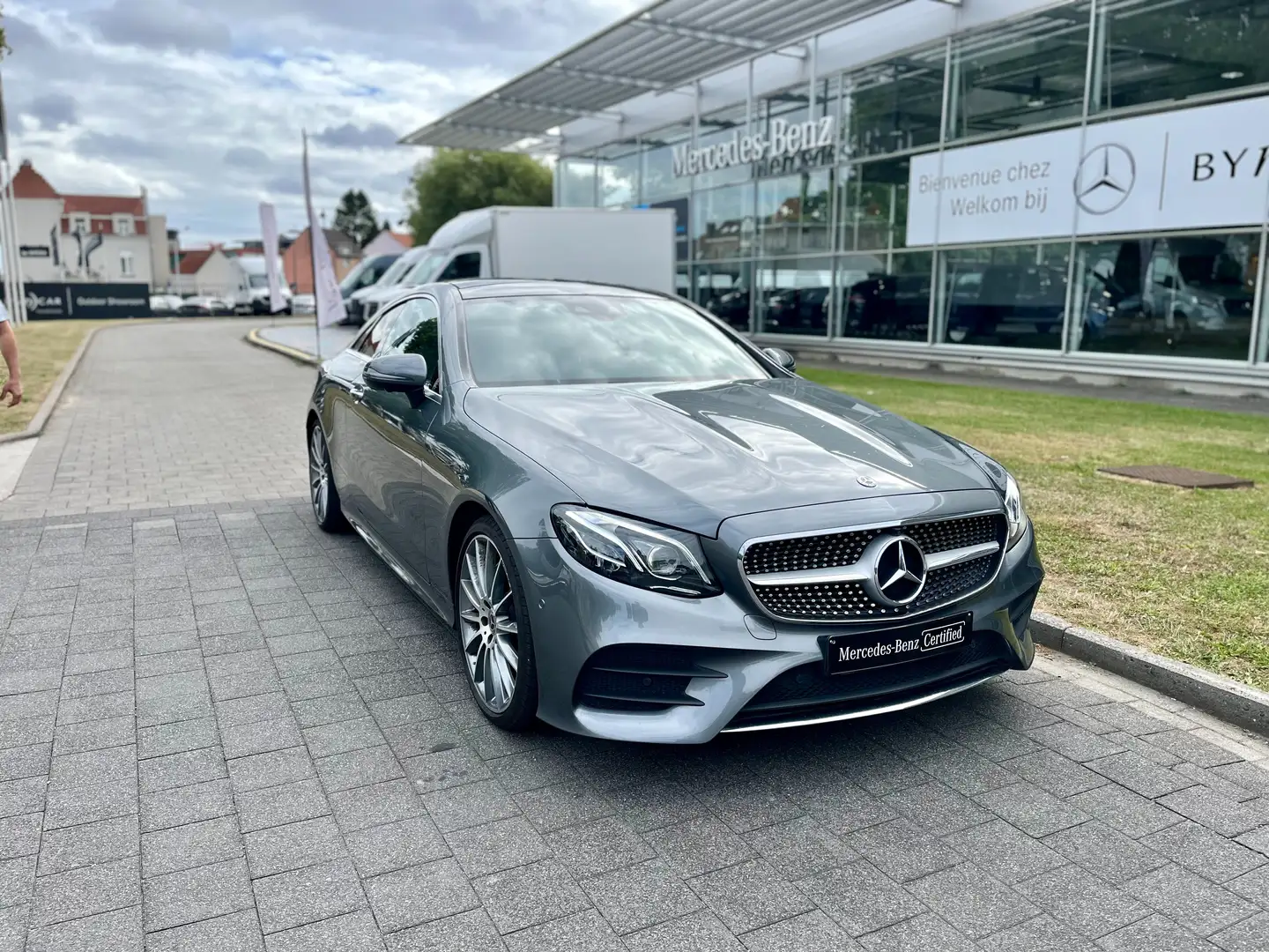 Mercedes-Benz E 220 Coupe E 220 d Gris - 2