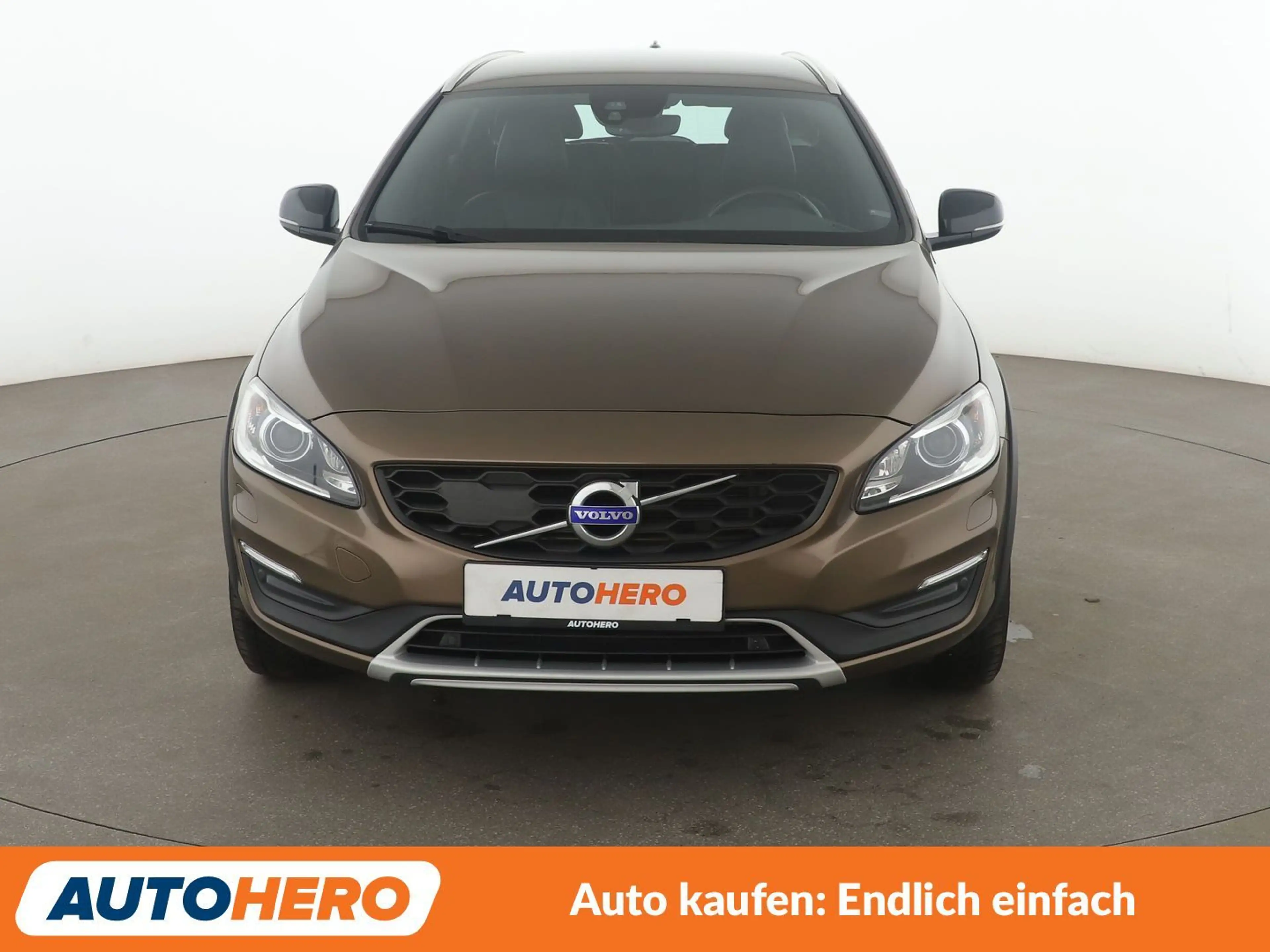 Volvo V60 Cross Country 2.0 T5 Pro AWD Aut.*NAVI*TEMPO*CAM*SHZ*PDC* — photo 9