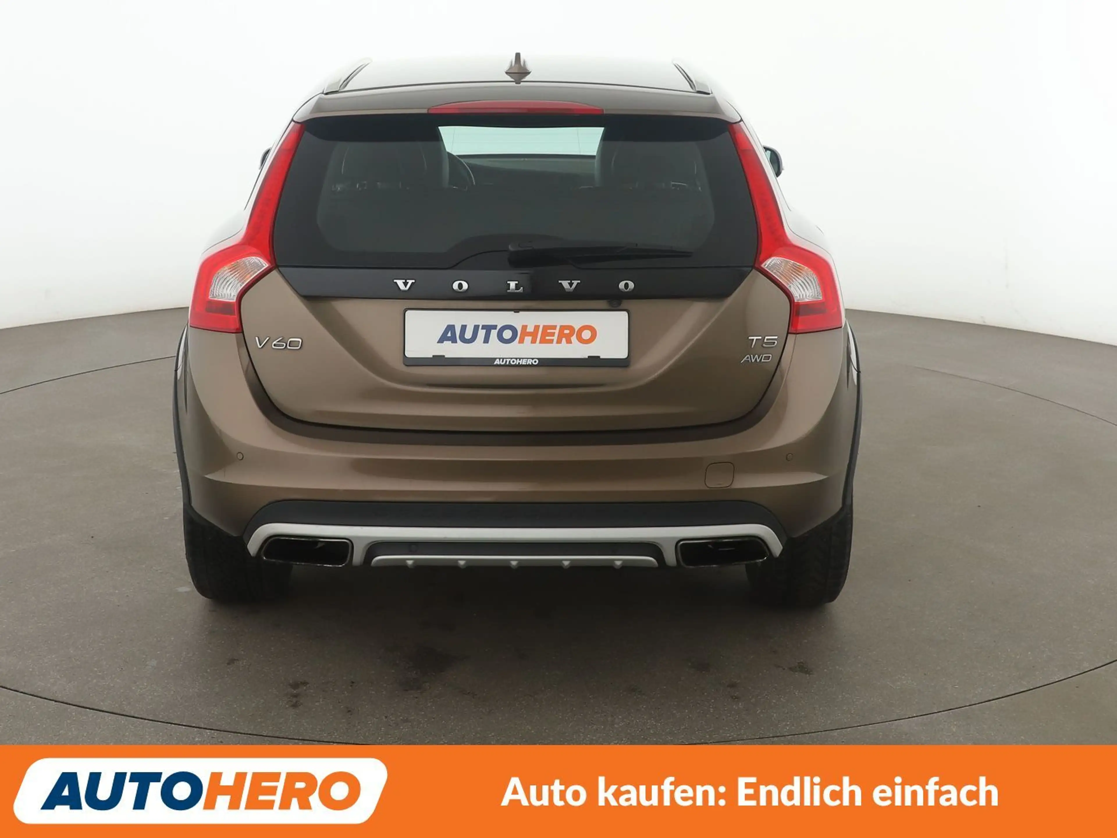 Volvo V60 Cross Country 2.0 T5 Pro AWD Aut.*NAVI*TEMPO*CAM*SHZ*PDC* — photo 5
