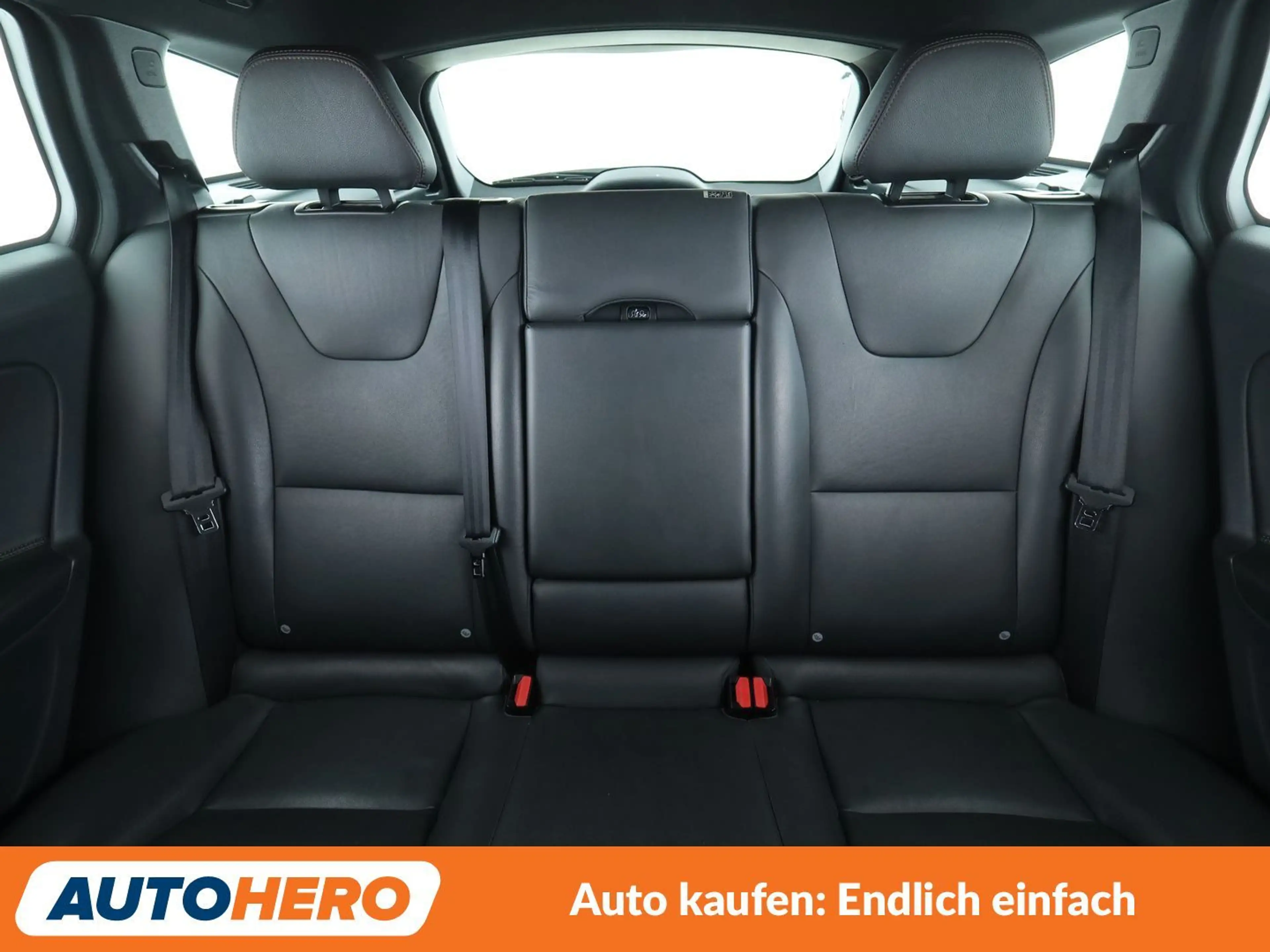 Volvo V60 Cross Country 2.0 T5 Pro AWD Aut.*NAVI*TEMPO*CAM*SHZ*PDC* — photo 15