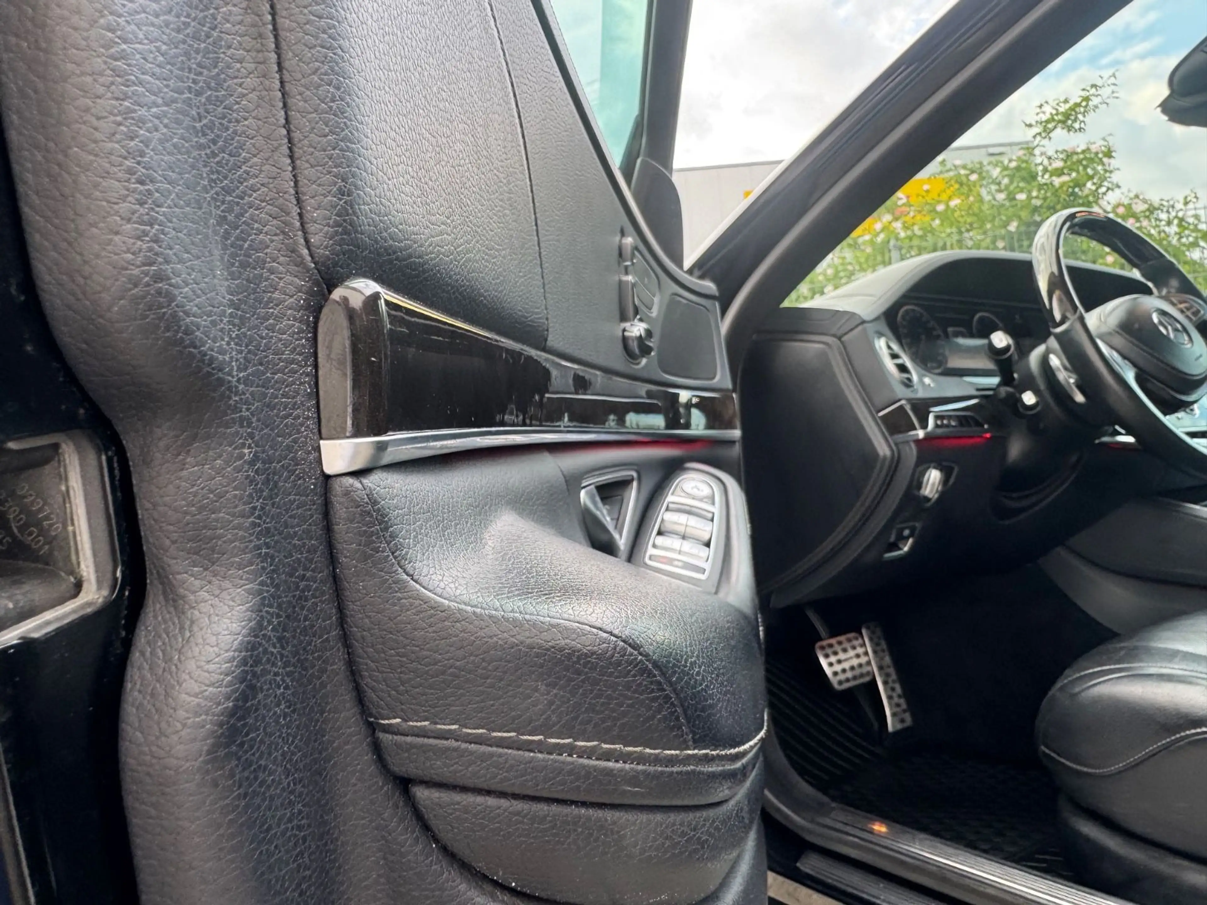 Mercedes-Benz S 350 BlueTec / d ( S 63 AMG Optik/ Sound Gen.) — photo 4