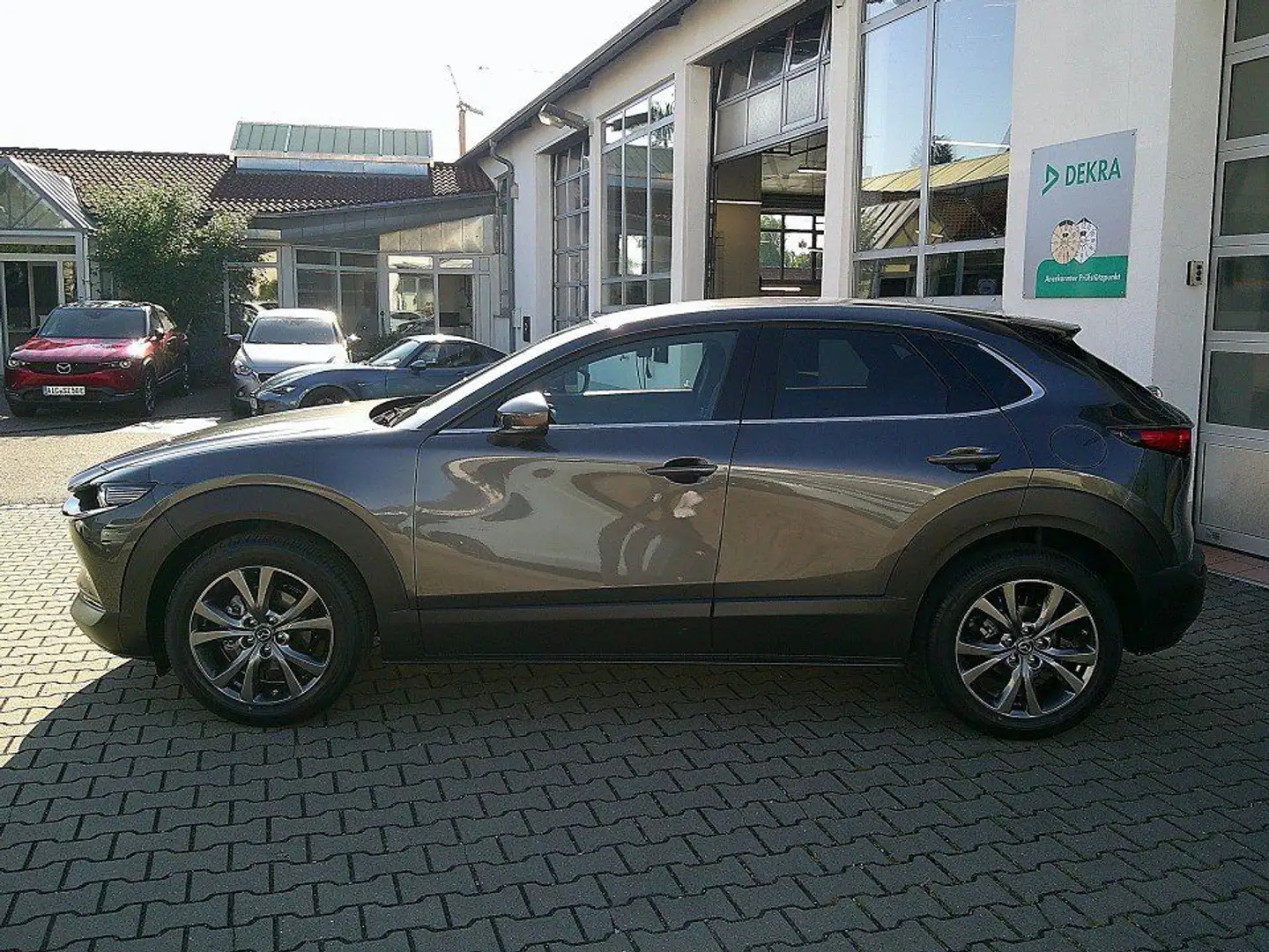 Mazda CX-30 SKYACTIV 140 AT Exclusive BOSE/360° Grau - 2