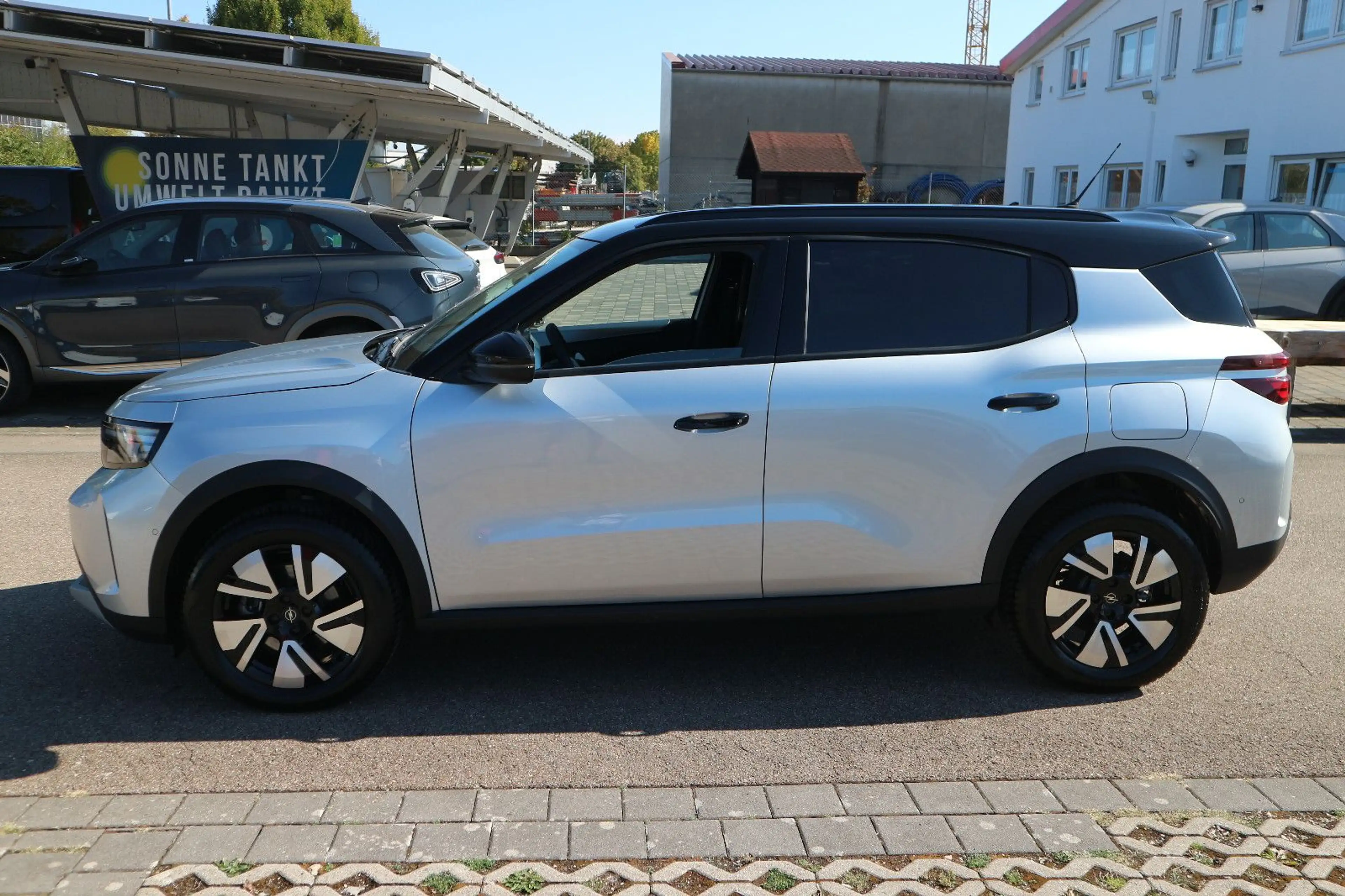 Opel Frontera Electric GS 83 kW Kamera Sitzheizung — photo 5