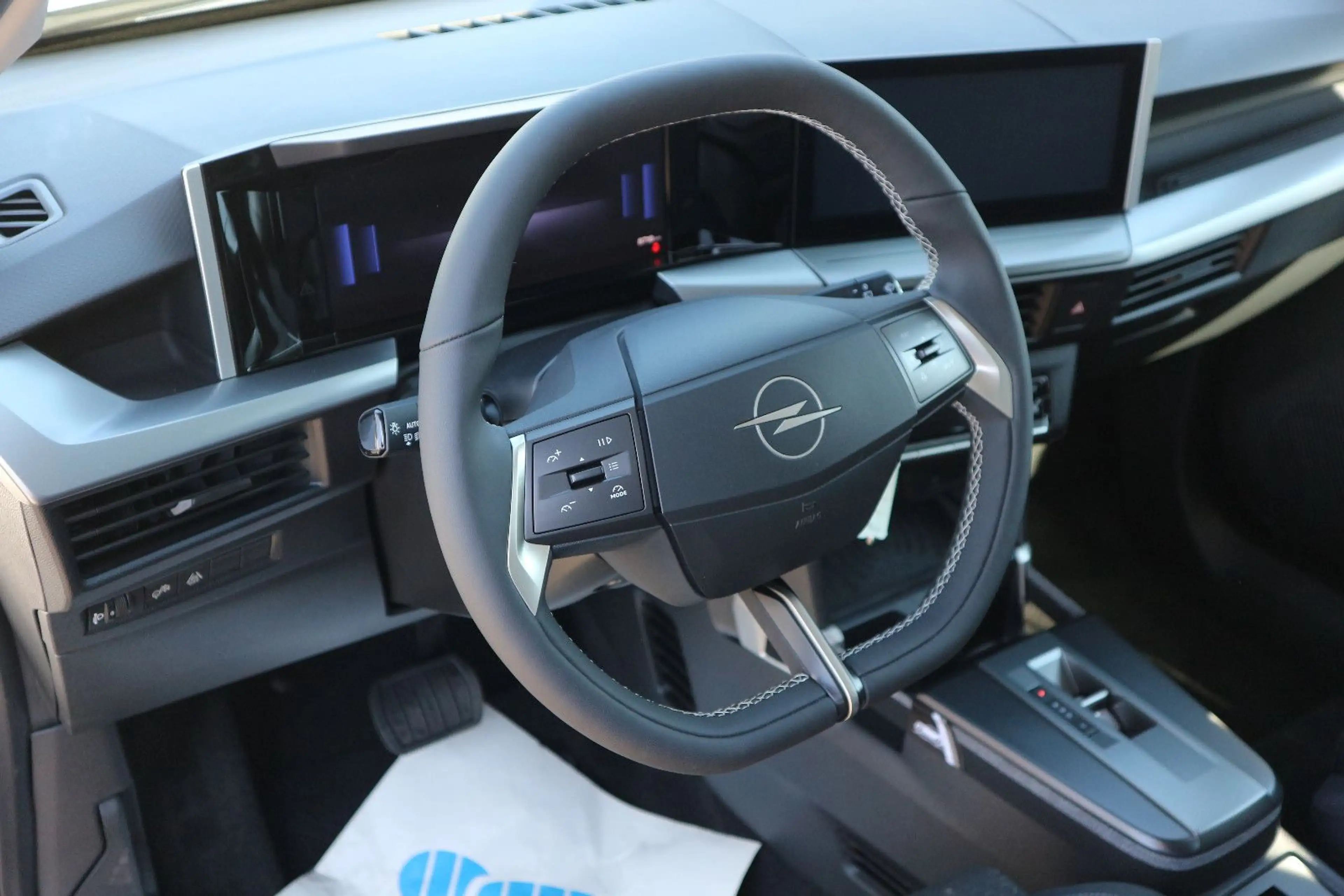 Opel Frontera Electric GS 83 kW Kamera Sitzheizung — photo 12
