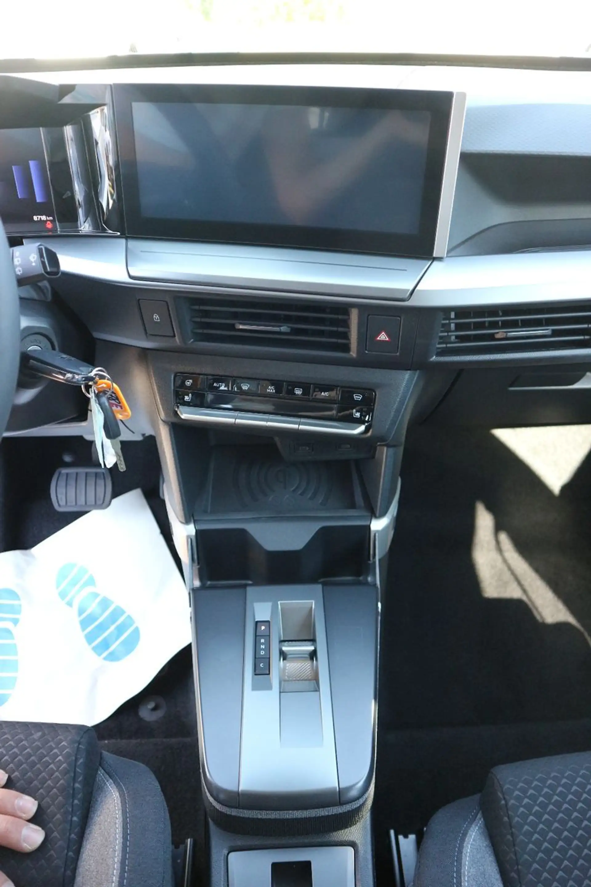 Opel Frontera Electric GS 83 kW Kamera Sitzheizung — photo 10