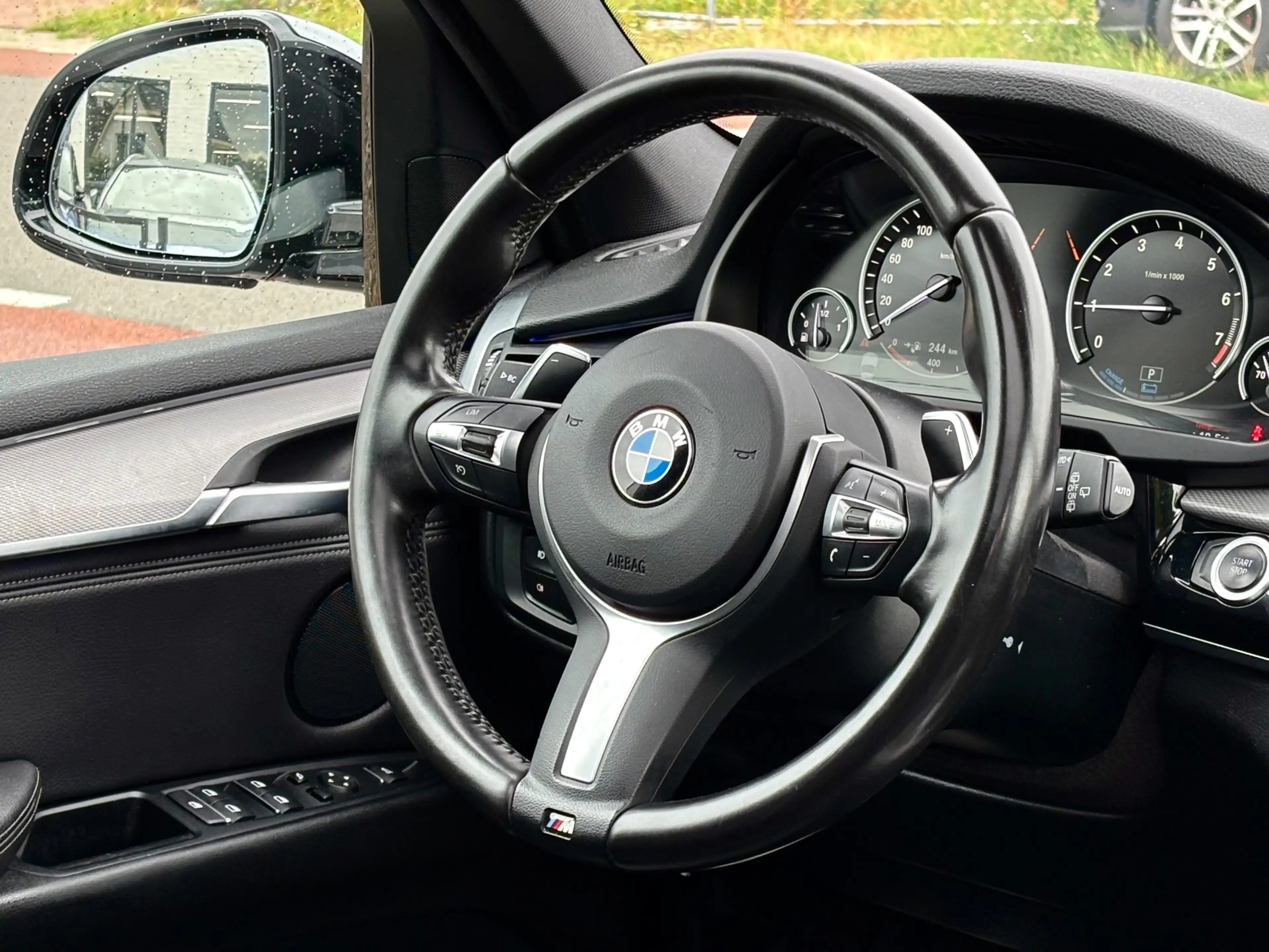 BMW X5 XDrive40e iPerformance M Sport Edition PANO|VOL! — photo 23