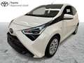 Toyota Aygo x-play2 + Airco White - thumbnail 1