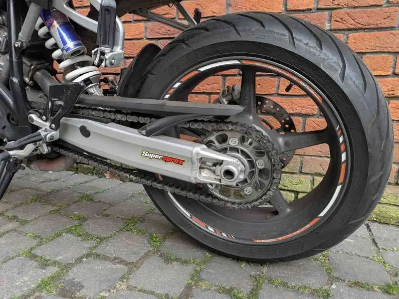 KTM 990 Super Duke - foto 6