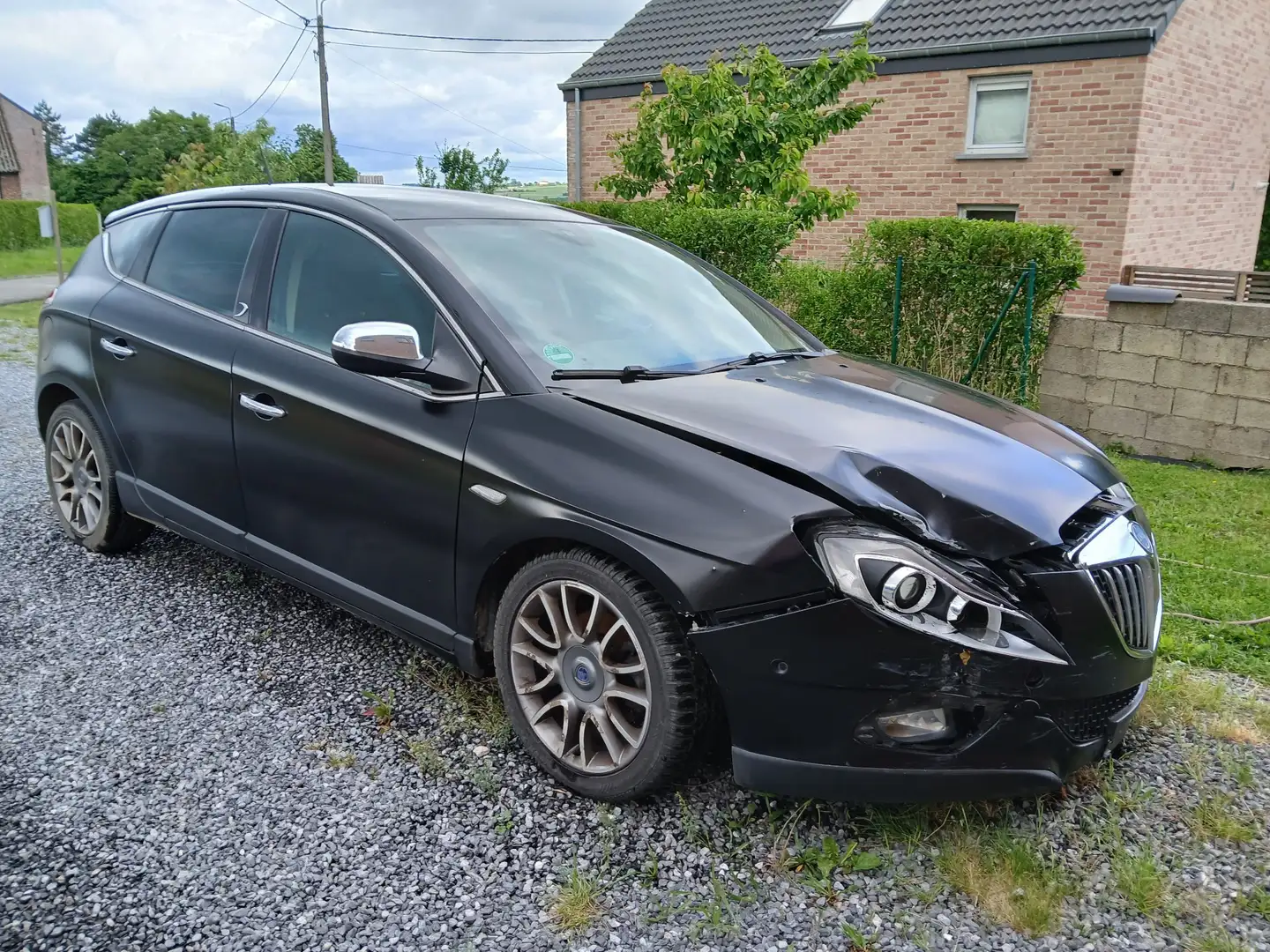 Lancia Delta 1.6 Multijet Hard Black - 1