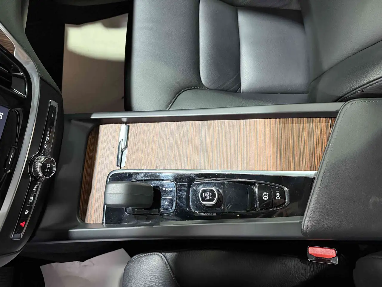 Volvo S60 снимка Volvo S60