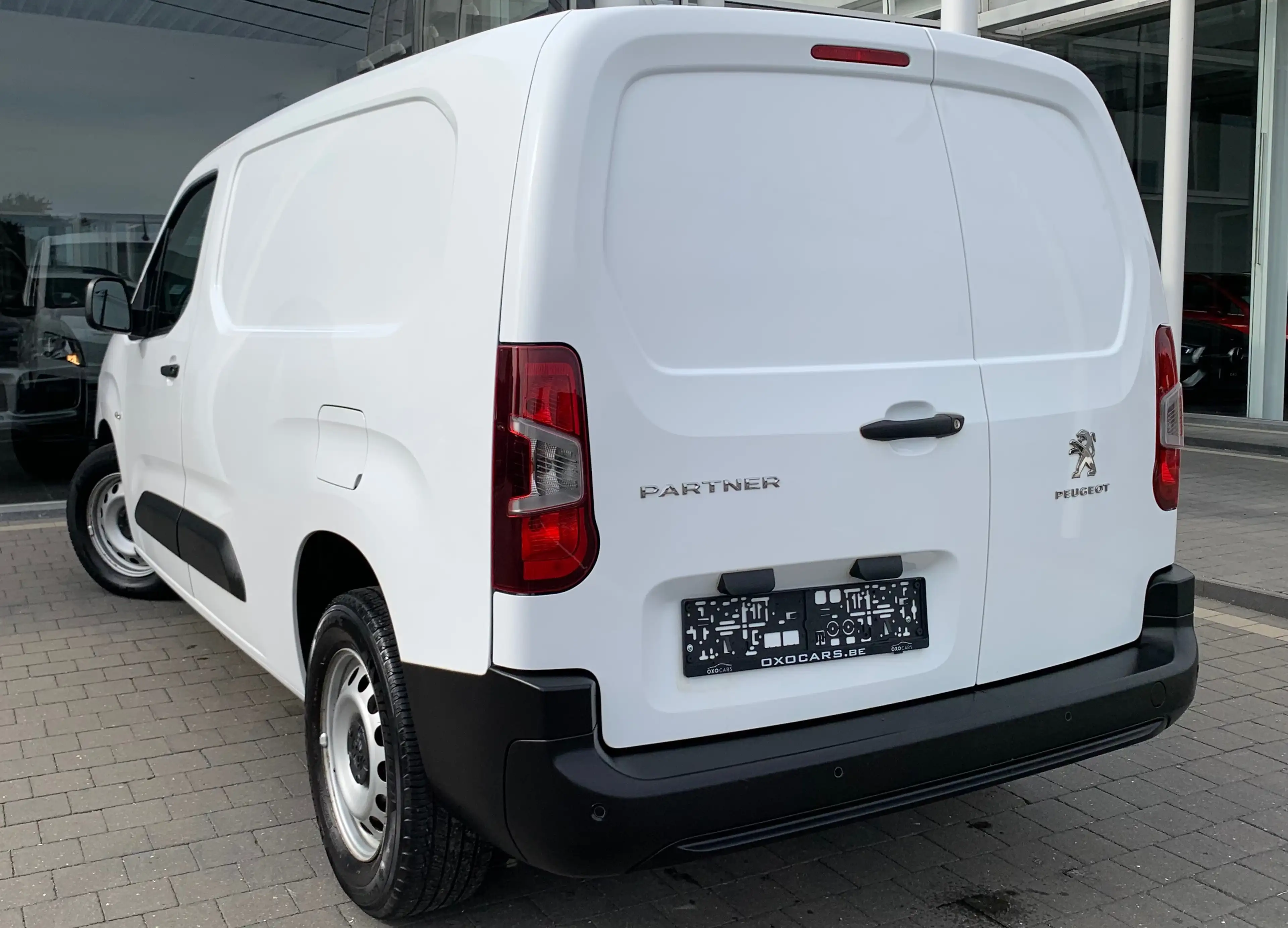 Peugeot Partner XL 1.5 HDI 102CV / LONG CHÂSSIS / 3 PLACES / GRAND GPS / CARPLAY / AIRCO / CRUISE / PDC / 11.488€ HTVA / — photo 8