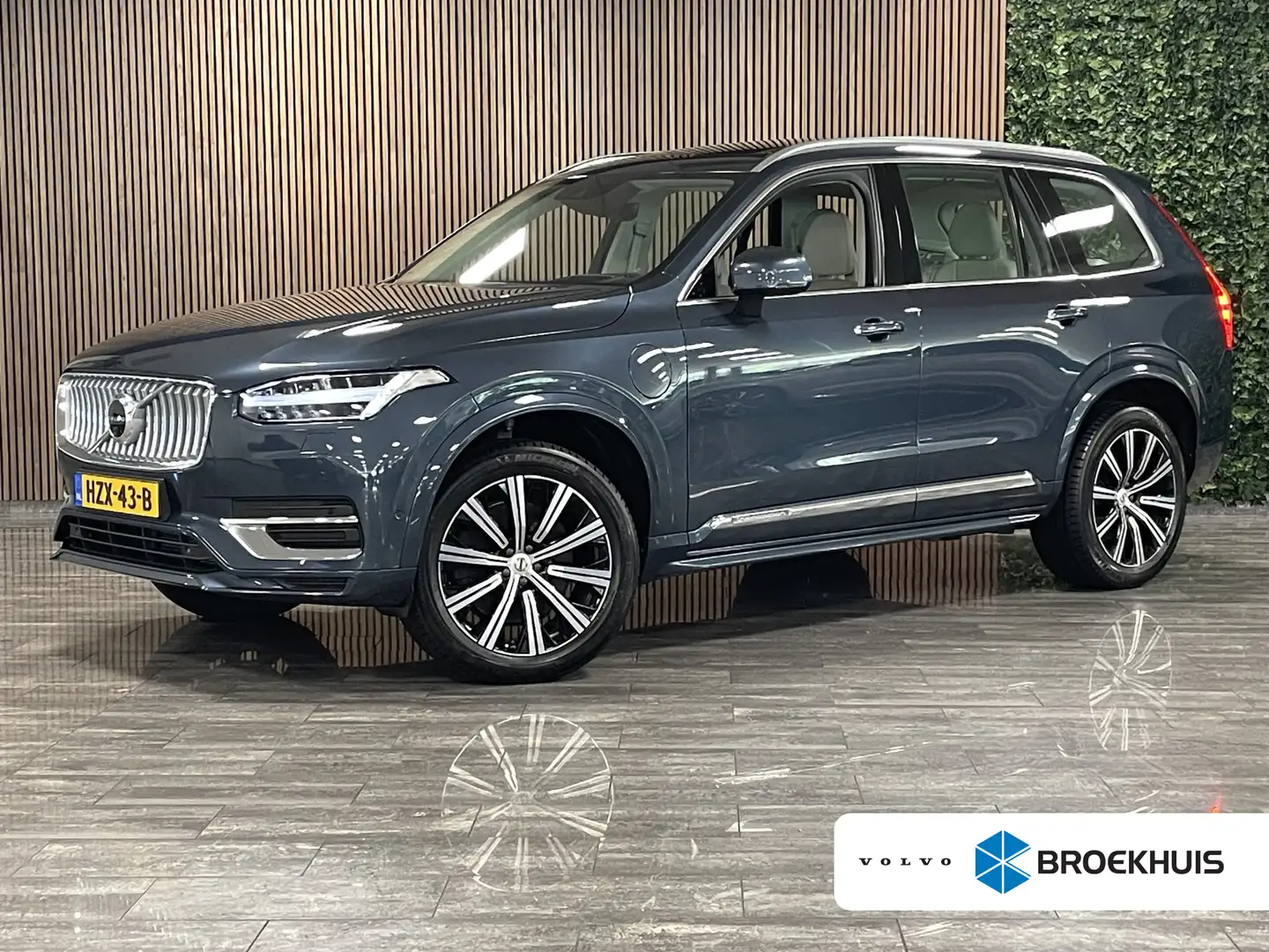 Volvo XC90 T8 AWD Recharge Inscription Trekhaak | 360° Camera Bleu - 1