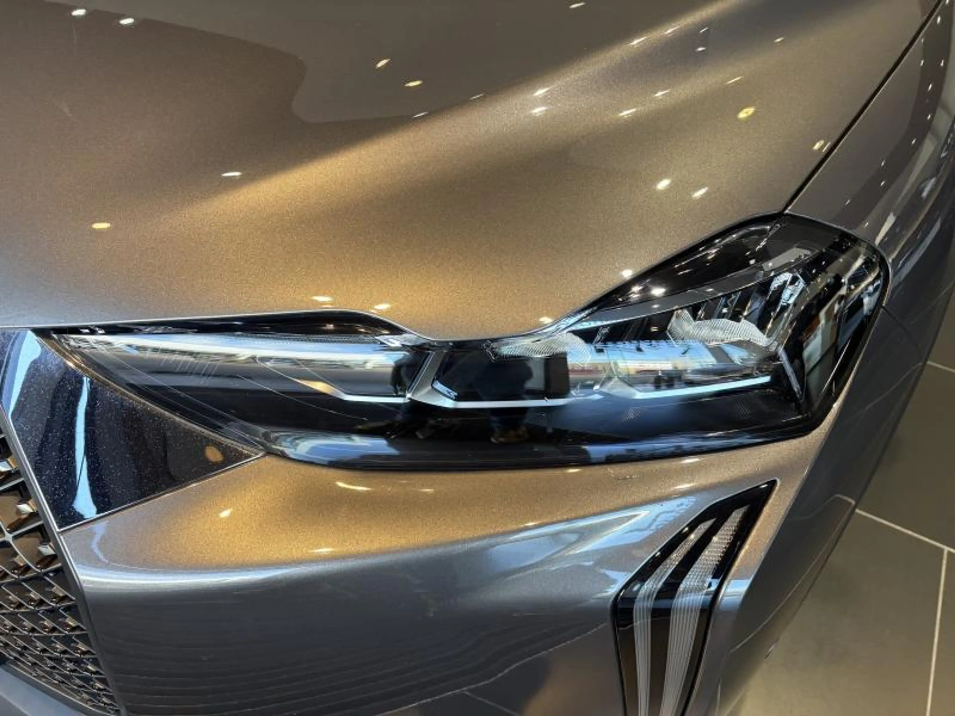 DS Automobiles DS 3 3 — photo 10